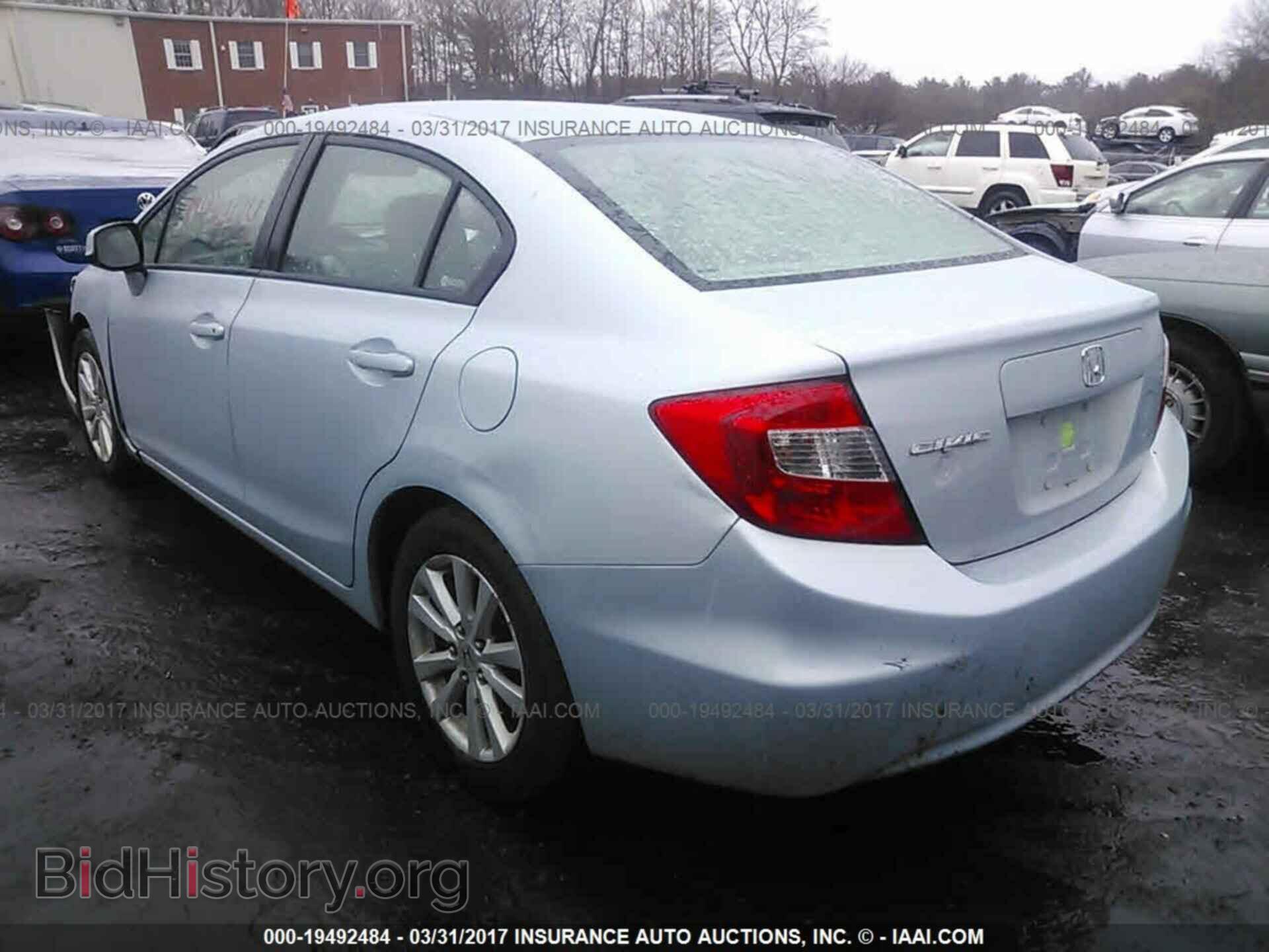 2012 Honda Civic - VIN: 2HGFB2F80CH512209 - Фото 3
