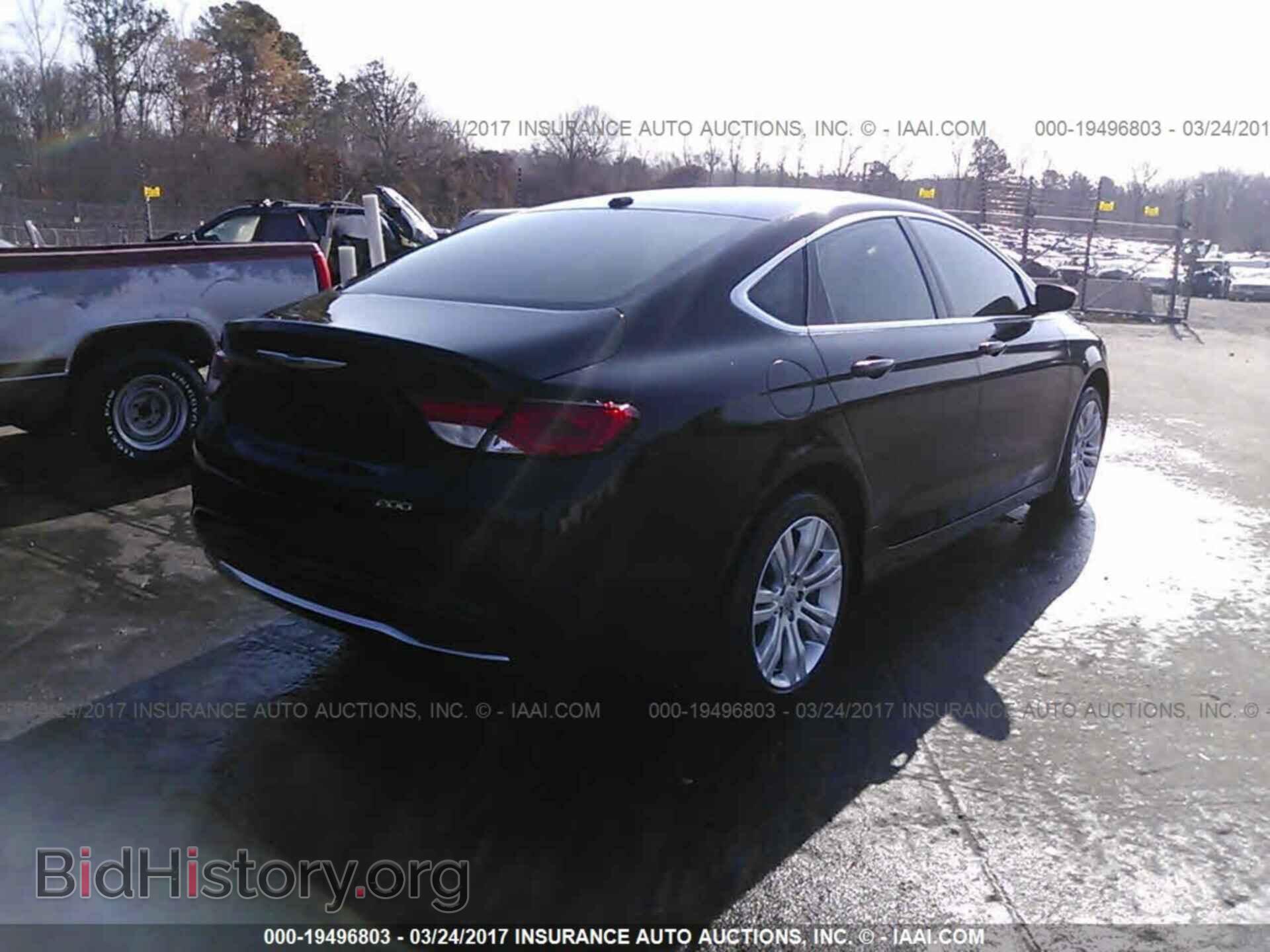 2015 Chrysler 200 - VIN: 1C3CCCAB3FN569656 - Photo 4