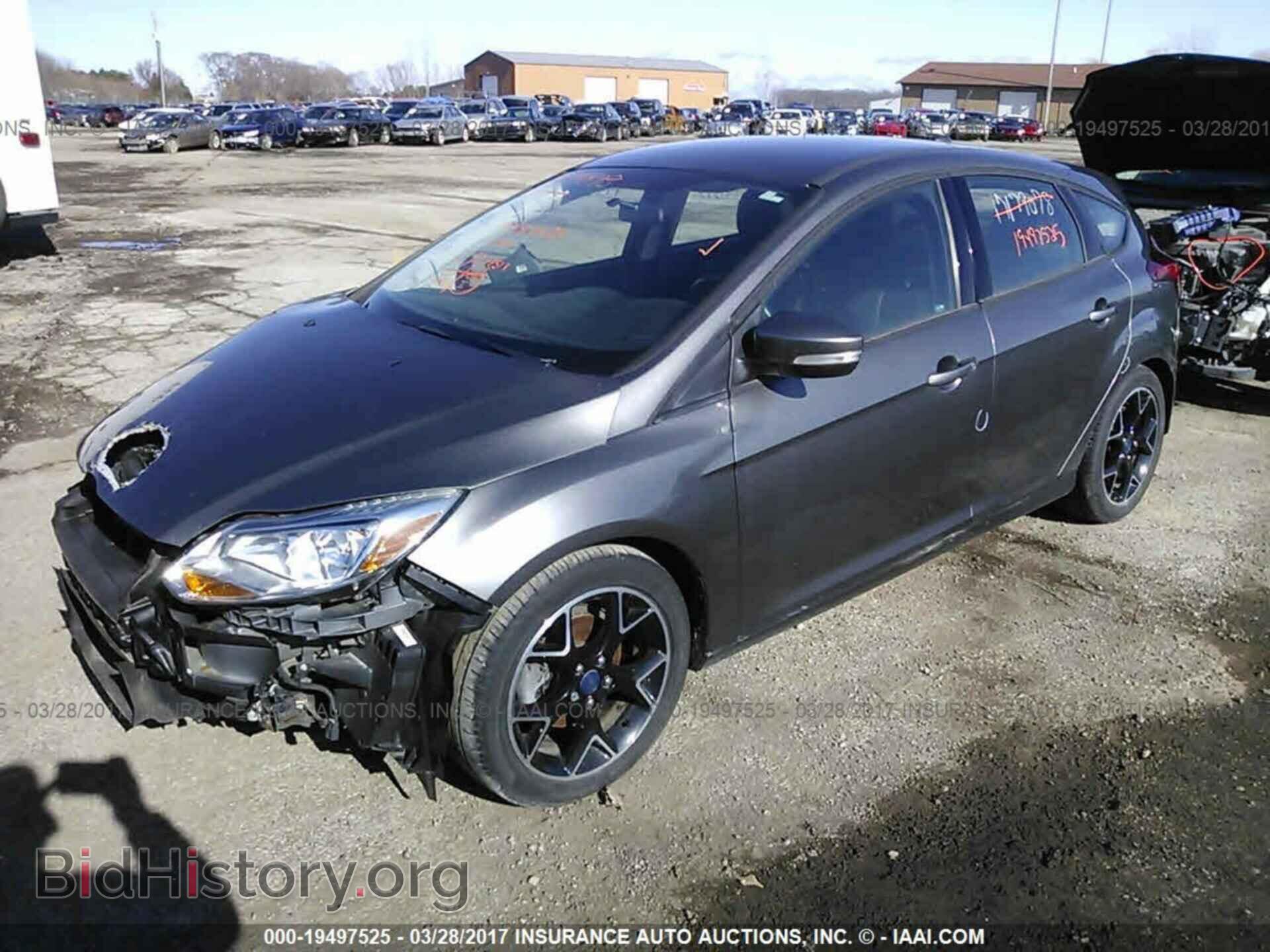 2014 Ford Focus - VIN: 1FADP3K2XEL167717 - Photo 2