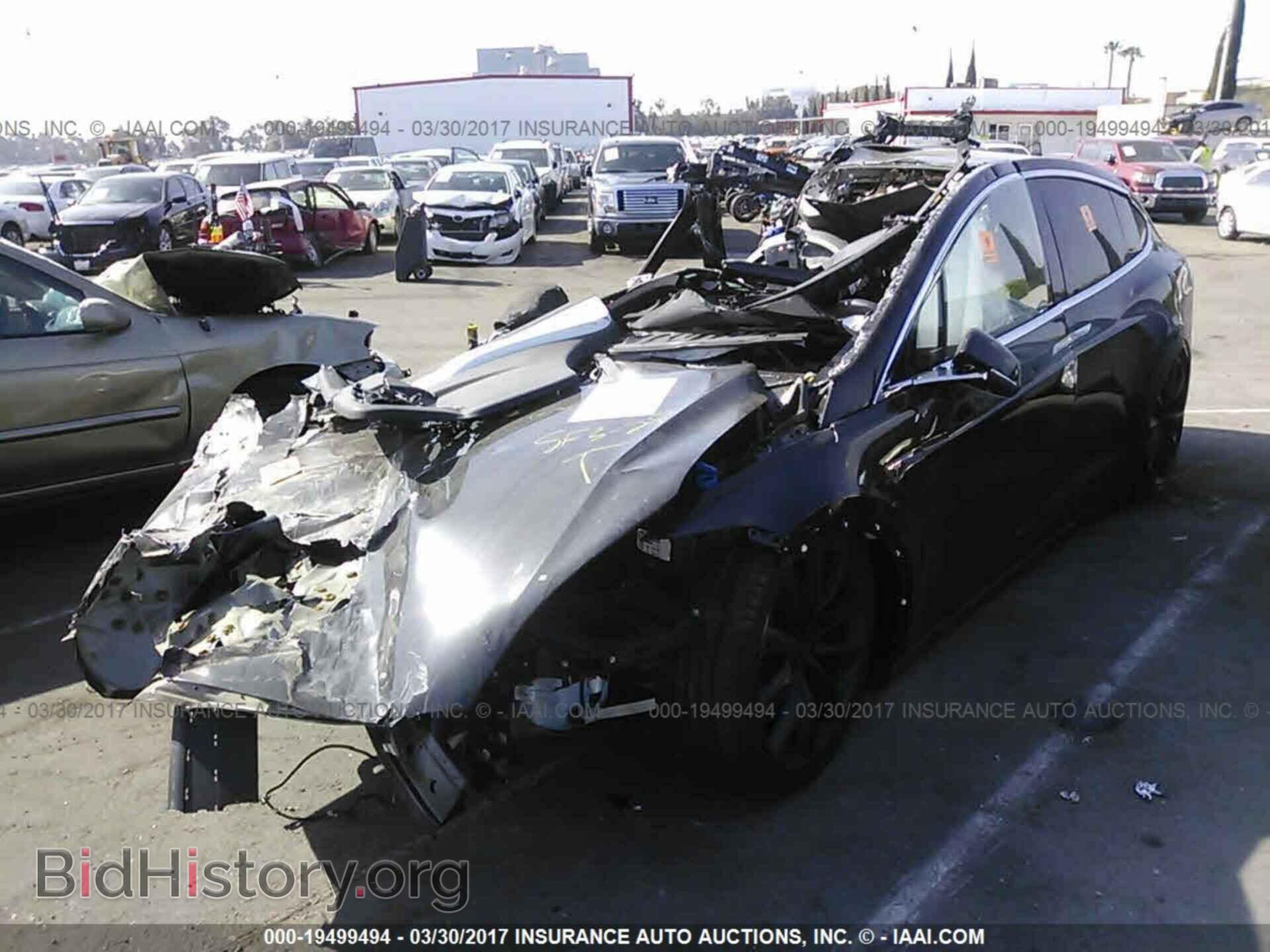 2016 Tesla Model x - VIN: 5YJXCBE48GF001177 - Фото 2