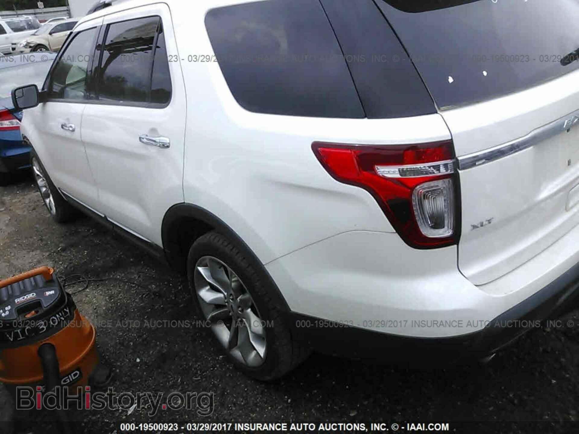 2013 Ford Explorer - VIN: 1FM5K7D81DGA82502 - Photo 3