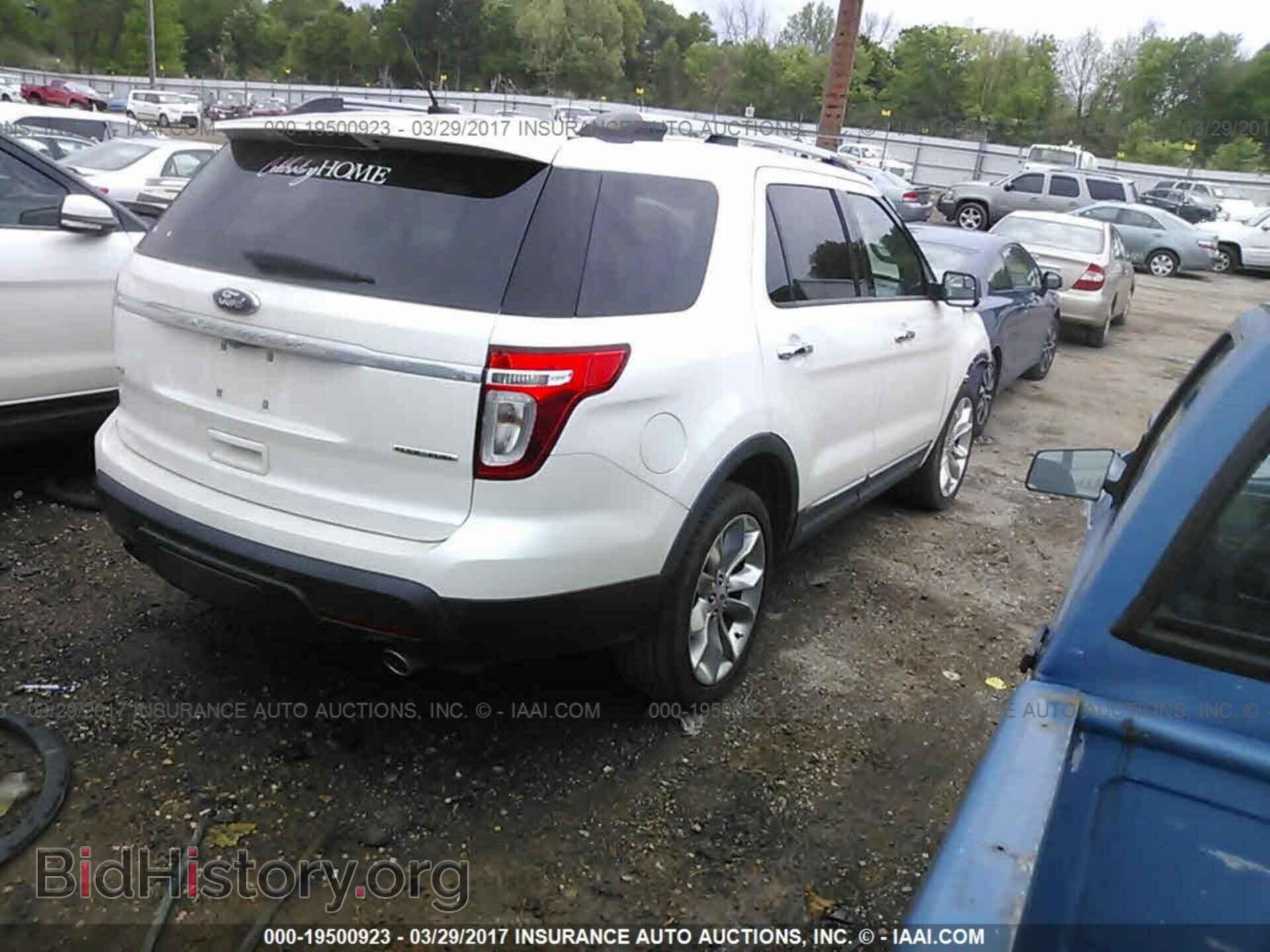 2013 Ford Explorer - VIN: 1FM5K7D81DGA82502 - Photo 4