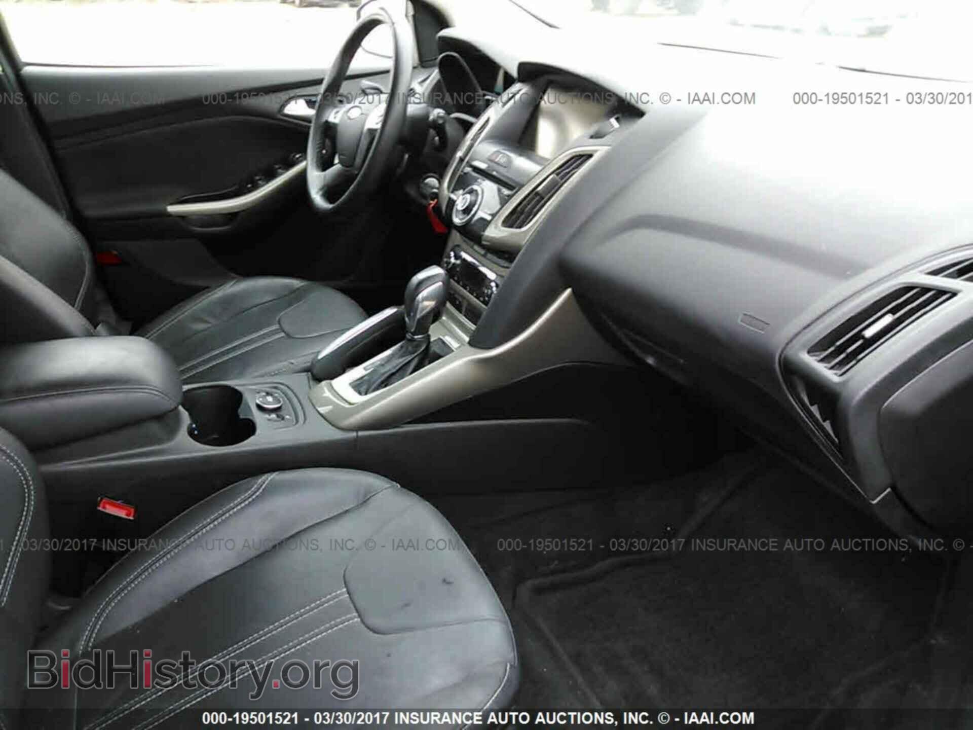 2012 Ford Focus - VIN: 1FAHP3M25CL429140 - Photo 5