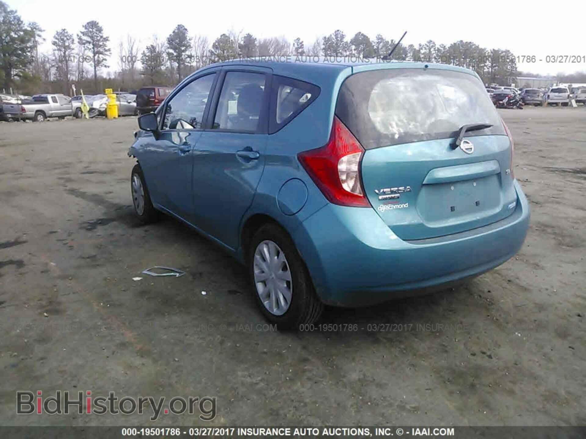 2015 Nissan Versa note - VIN: 3N1CE2CP8FL368377 - Photo 3