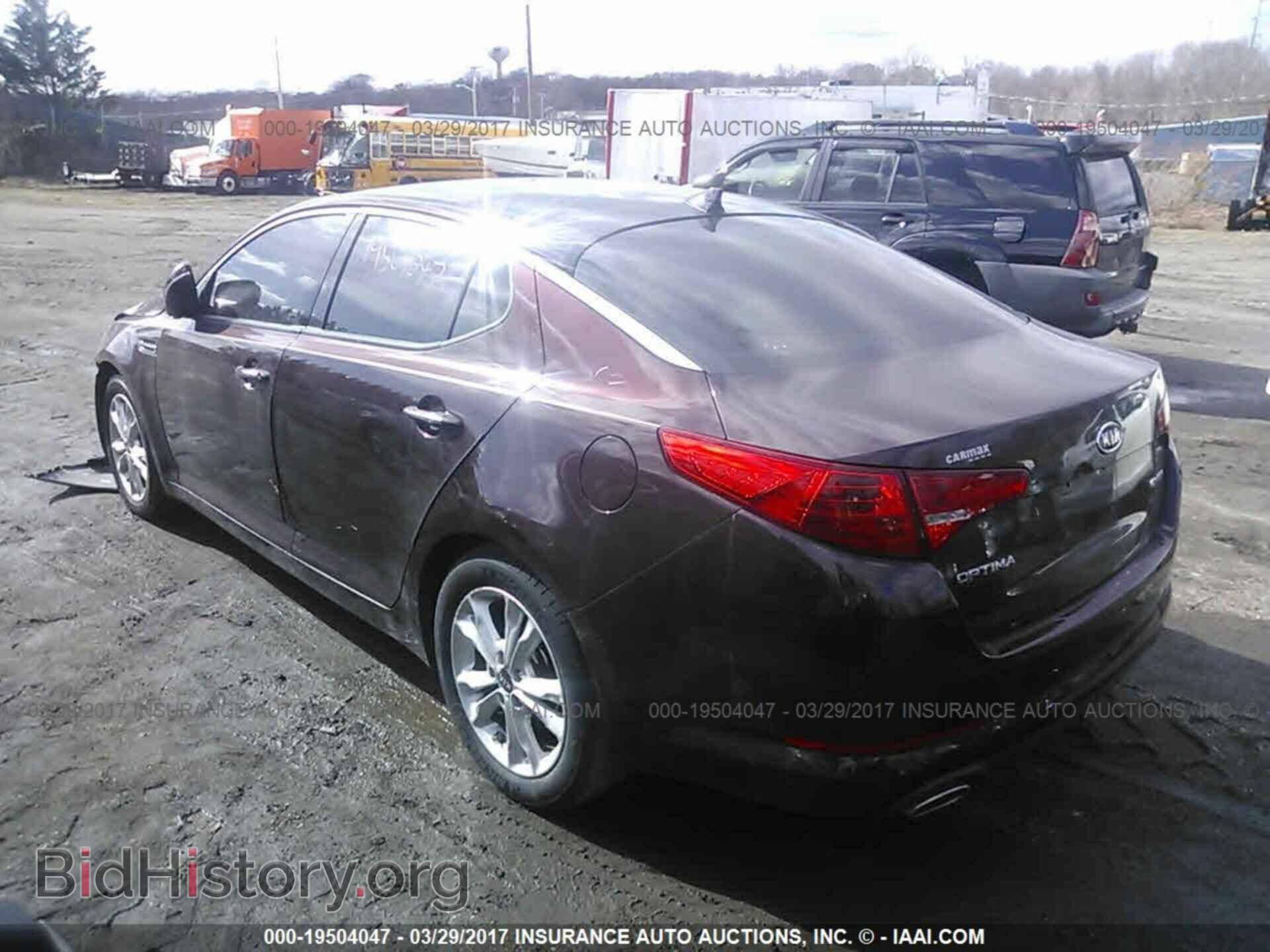 2011 Kia Optima - VIN: KNAGN4A78B5102037 - Фото 3