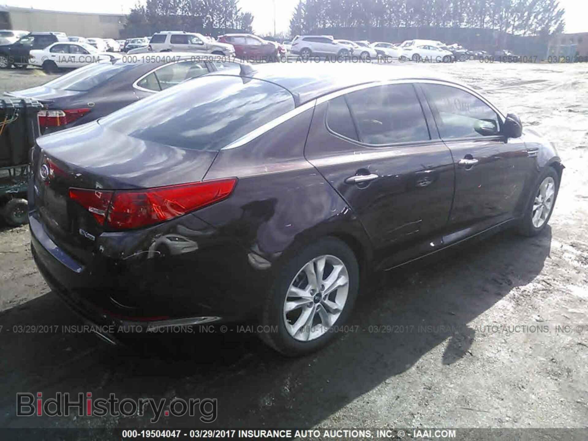 2011 Kia Optima - VIN: KNAGN4A78B5102037 - Фото 4