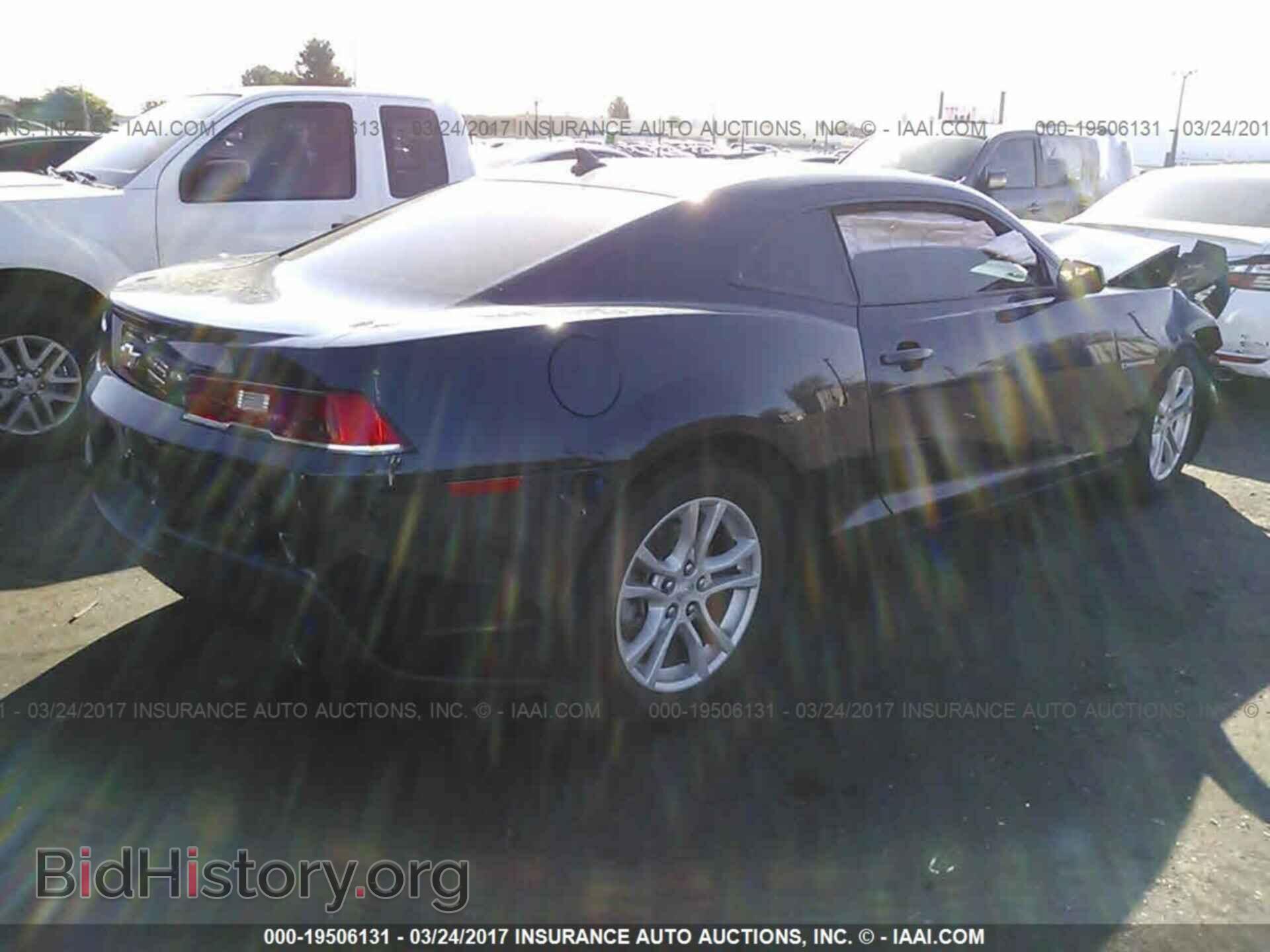 2015 Chevrolet Camaro - VIN: 2G1FB1E31F9310629 - Фото 4