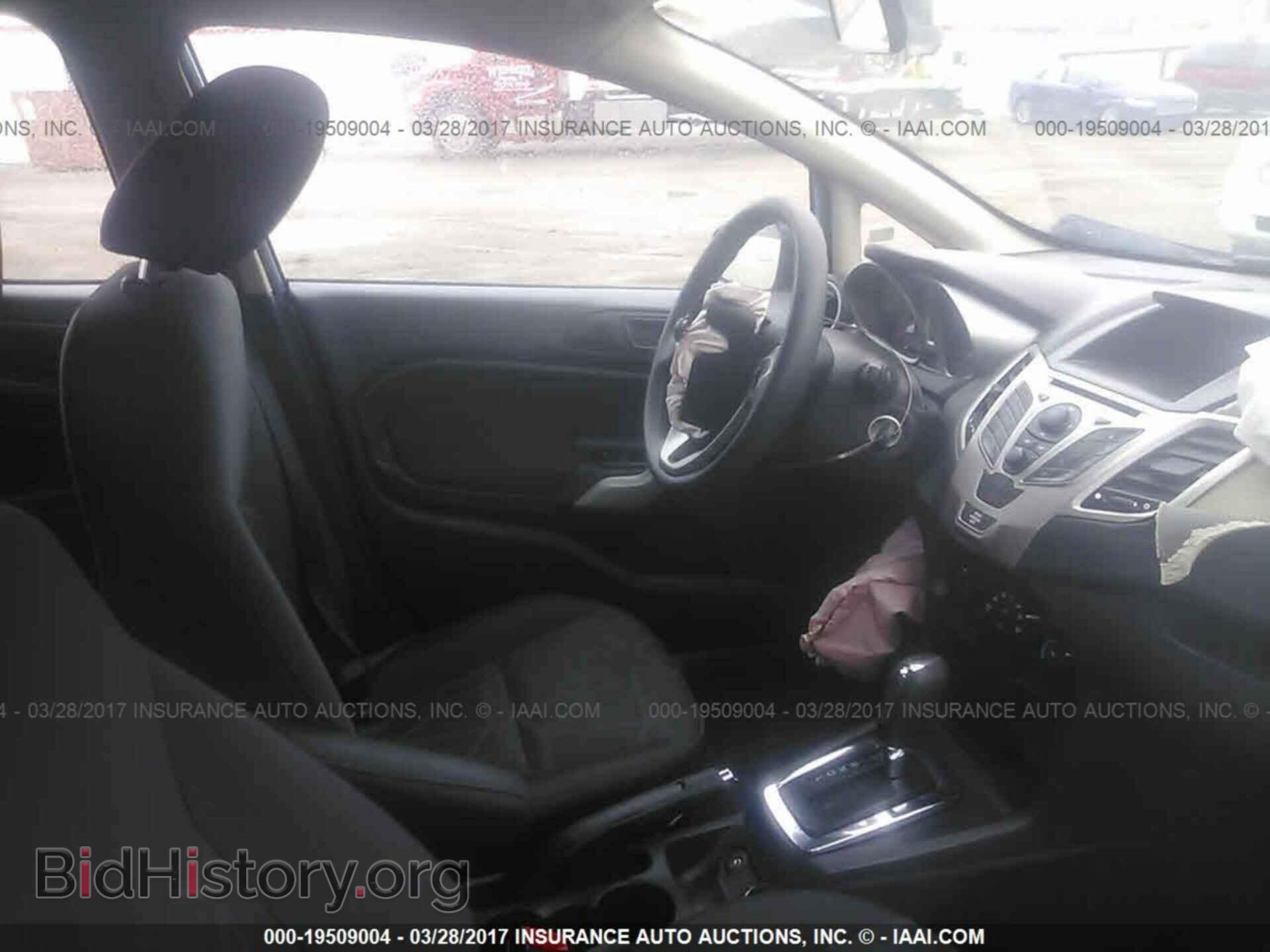 2012 Ford Fiesta - VIN: 3FADP4EJ7CM146084 - Photo 5