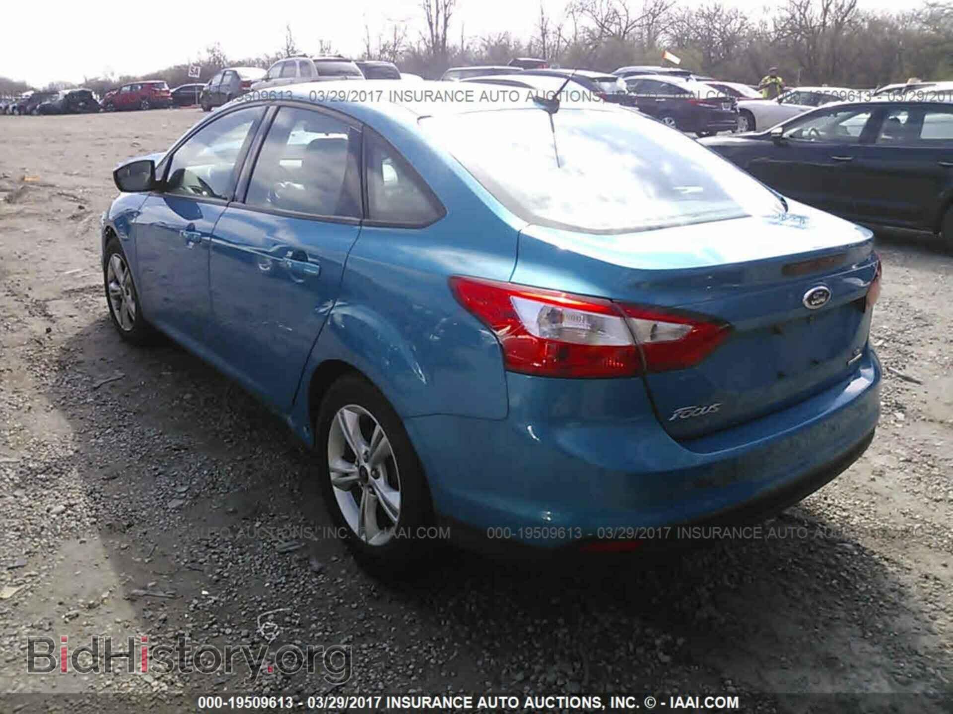 2014 Ford Focus - VIN: 1FADP3F22EL112561 - Фото 3