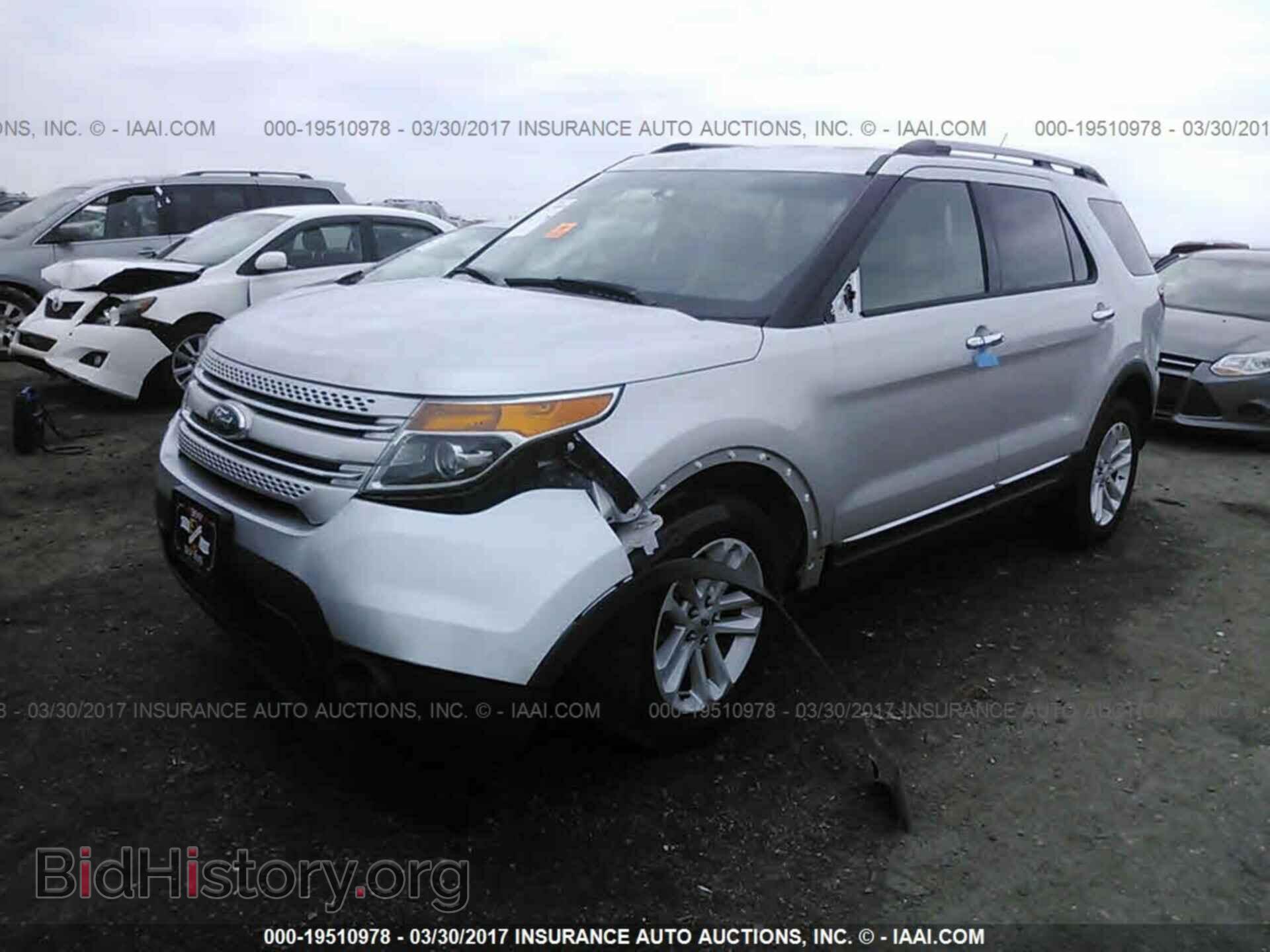 2013 Ford Explorer - VIN: 1FM5K7D85DGA70546 - Photo 2