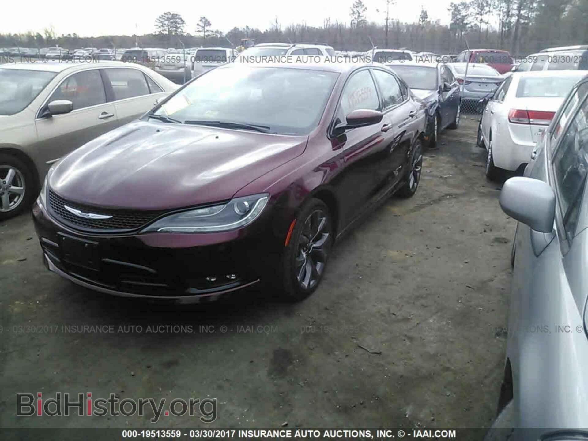 2015 Chrysler 200 - VIN: 1C3CCCBG7FN641775 - Photo 2