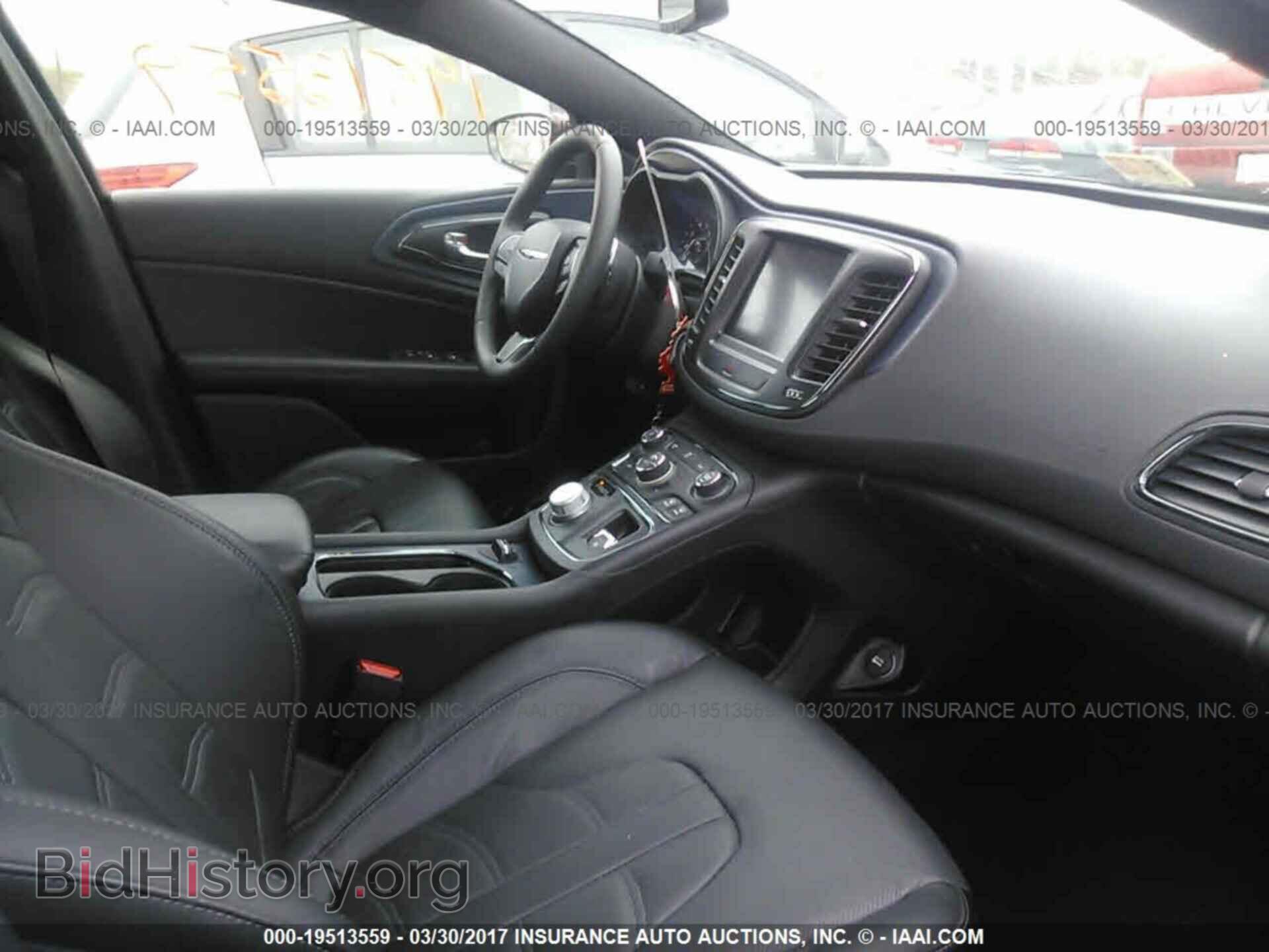 2015 Chrysler 200 - VIN: 1C3CCCBG7FN641775 - Photo 5