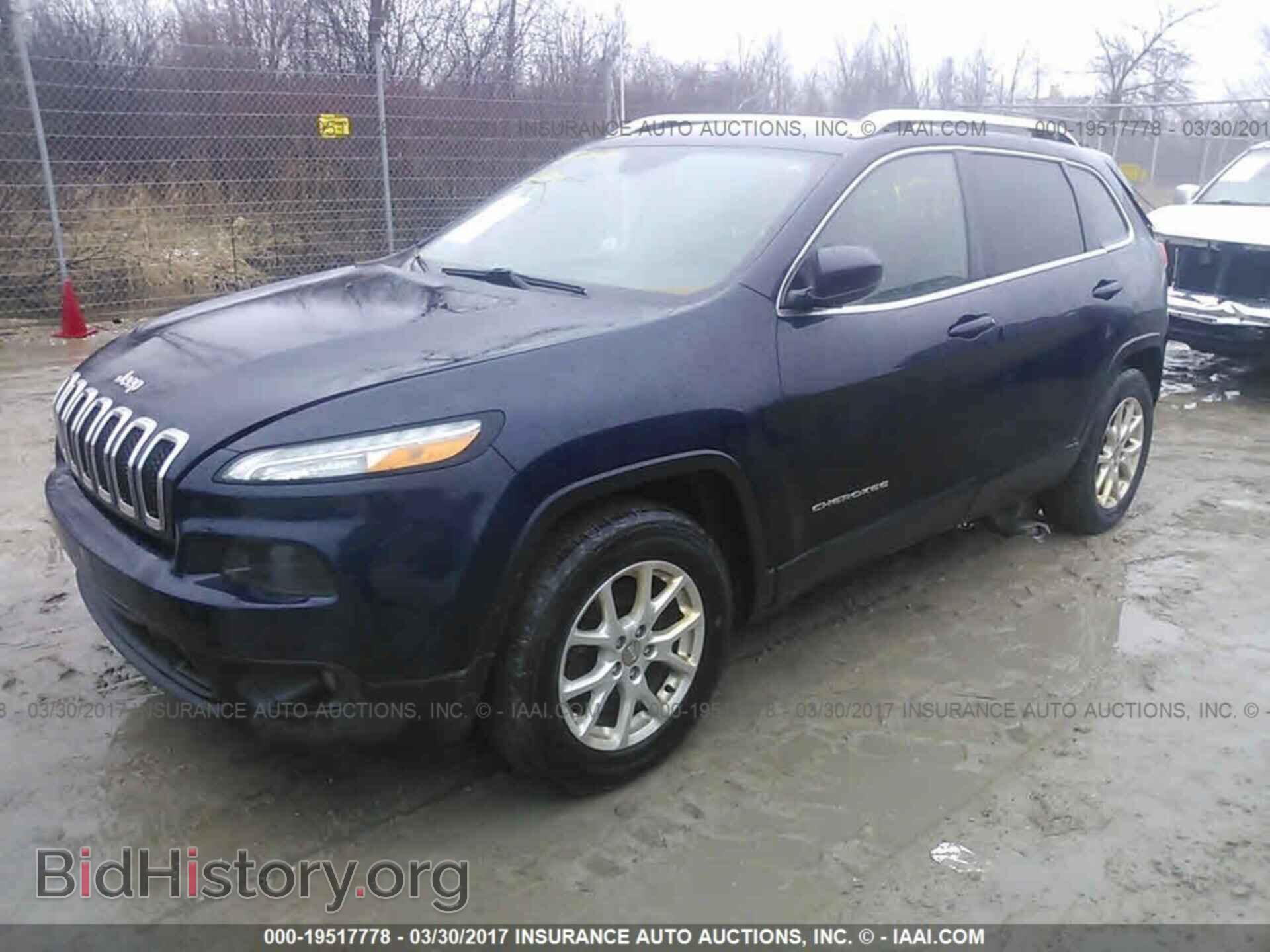 2014 Jeep Cherokee - VIN: 1C4PJMCS8EW243608 - Photo 2
