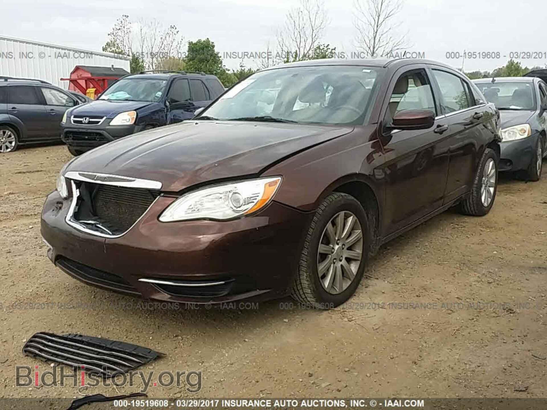 2012 Chrysler 200 - VIN: 1C3CCBBB3CN213213 - Фото 2