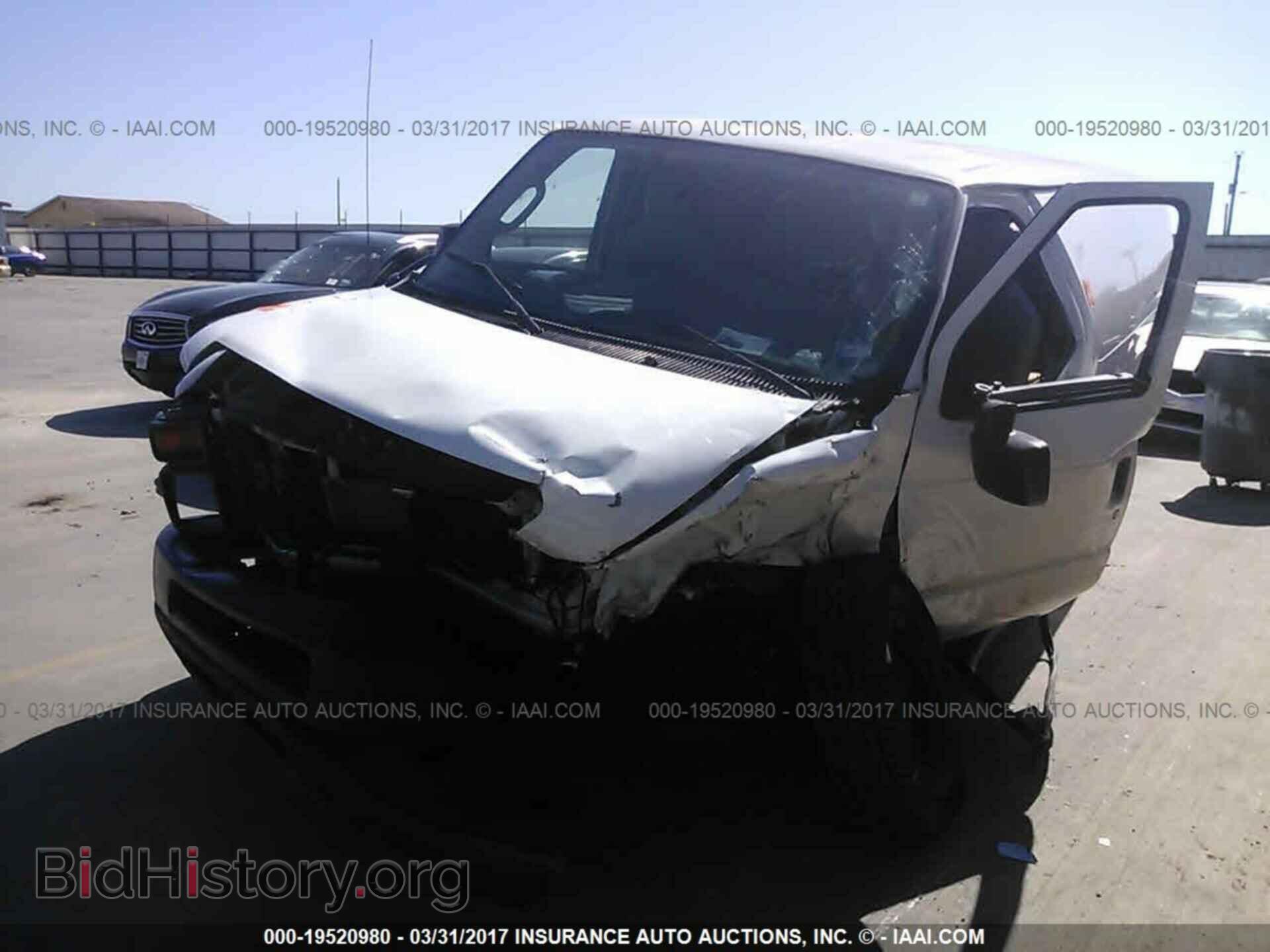 2013 Ford Econoline - VIN: 1FTNS2EW0DDA43020 - Фото 2