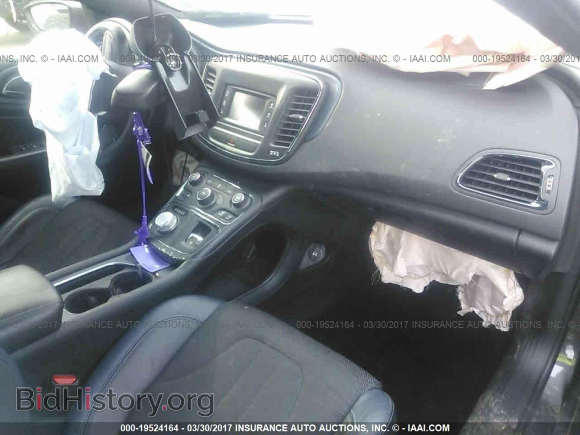 2015 Chrysler 200 - VIN: 1C3CCCDG0FN589161 - Photo 5