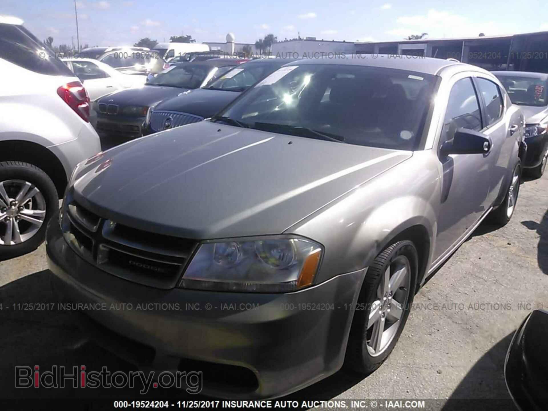 2013 Dodge Avenger - VIN: 1C3CDZAB1DN625901 - Фото 2
