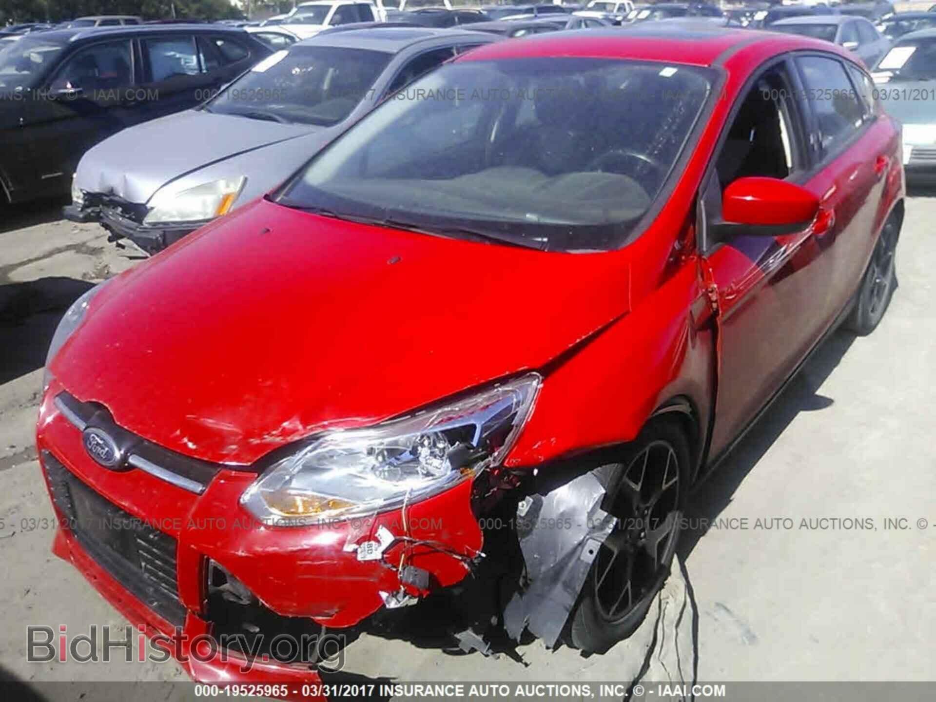 2012 Ford Focus - VIN: 1FAHP3K26CL410566 - Photo 2