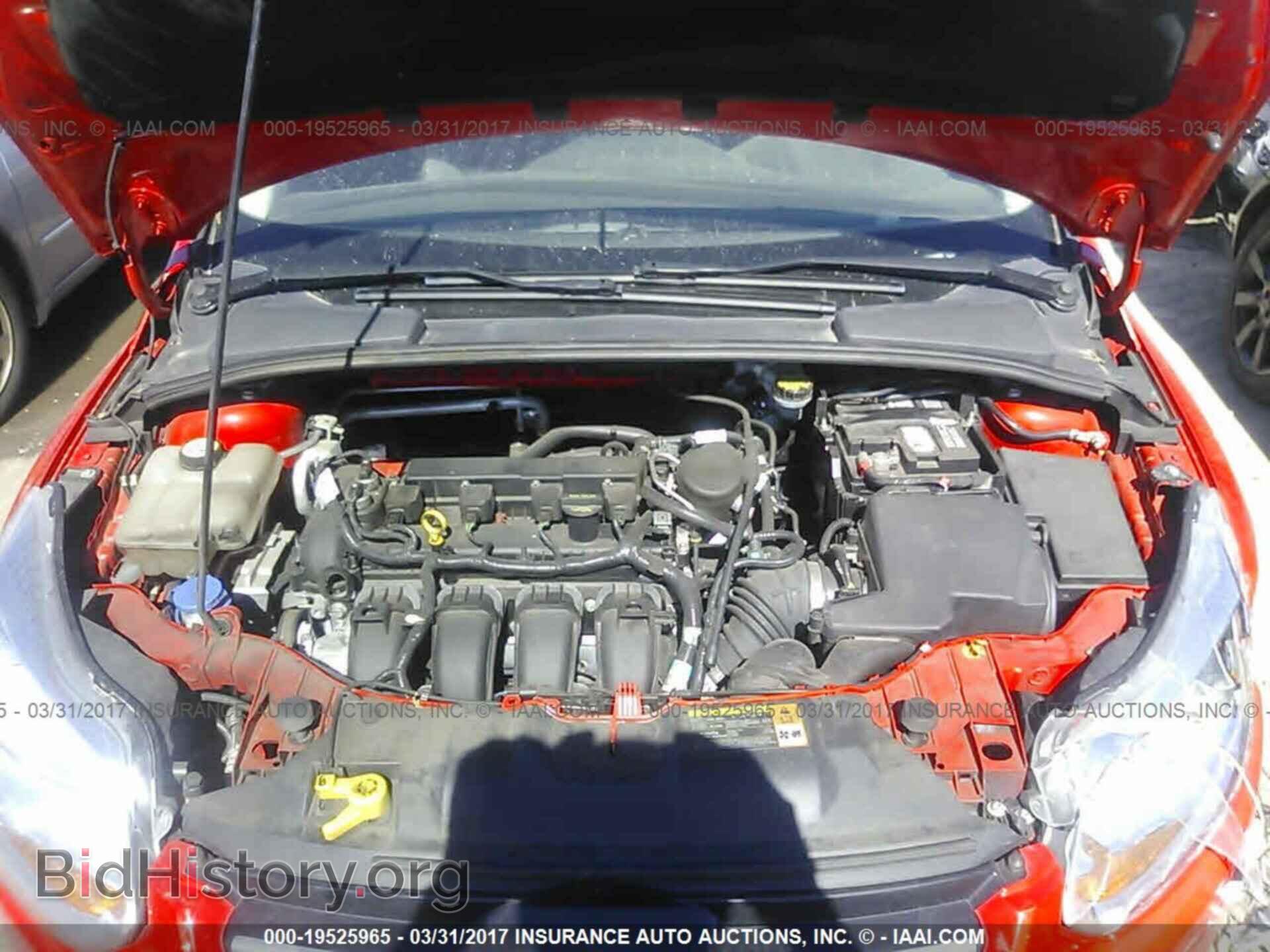 2012 Ford Focus - VIN: 1FAHP3K26CL410566 - Photo 10