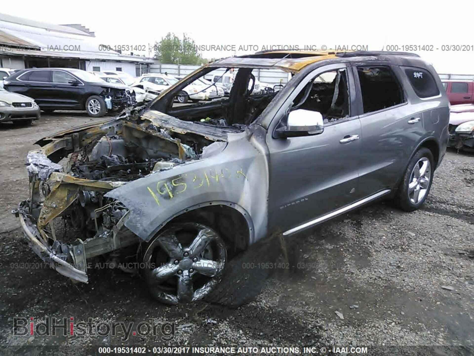 2013 Dodge Durango - VIN: 1C4SDHET2DC504763 - Фото 2