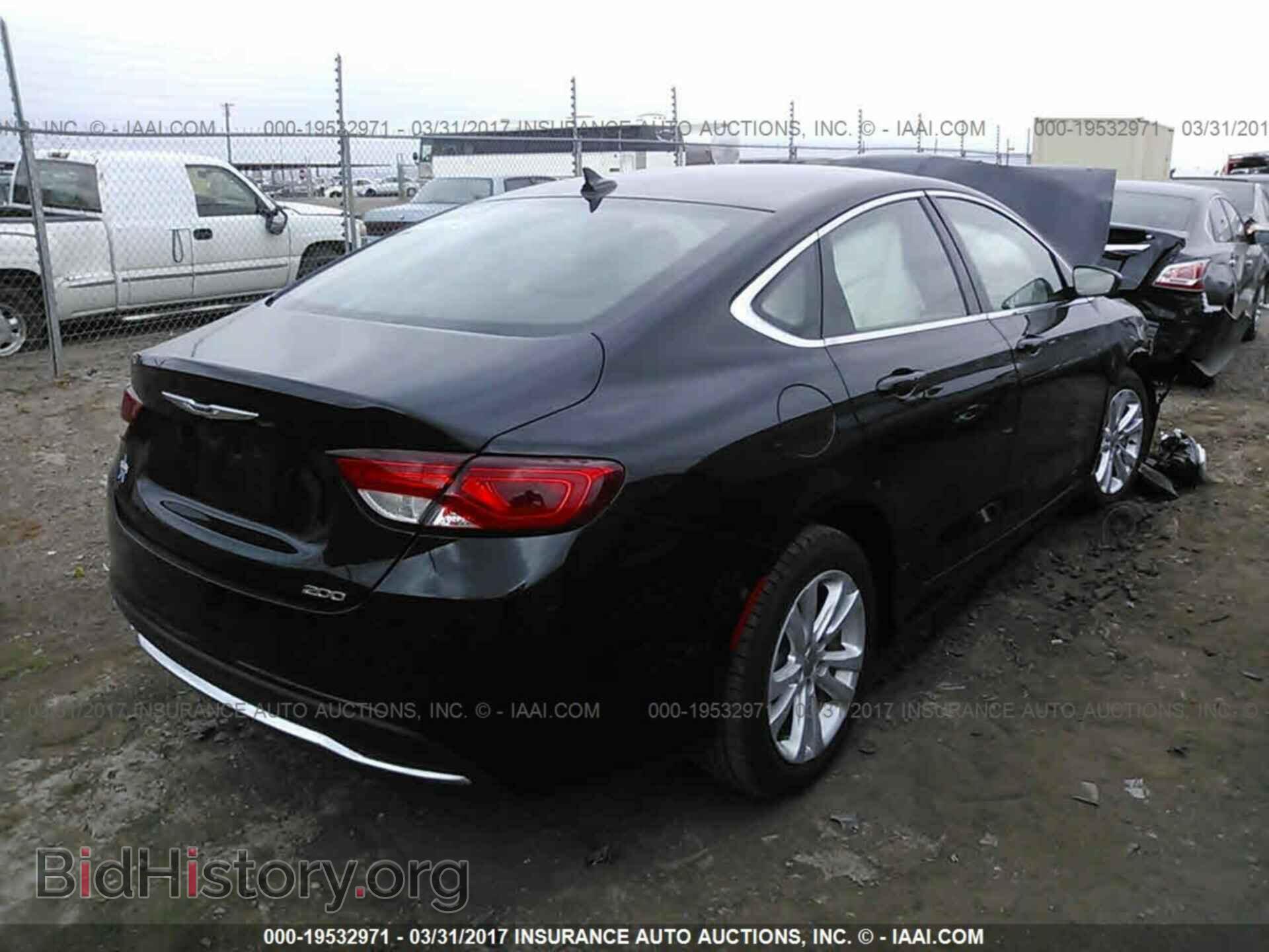 2016 Chrysler 200 - VIN: 1C3CCCABXGN192017 - Photo 4