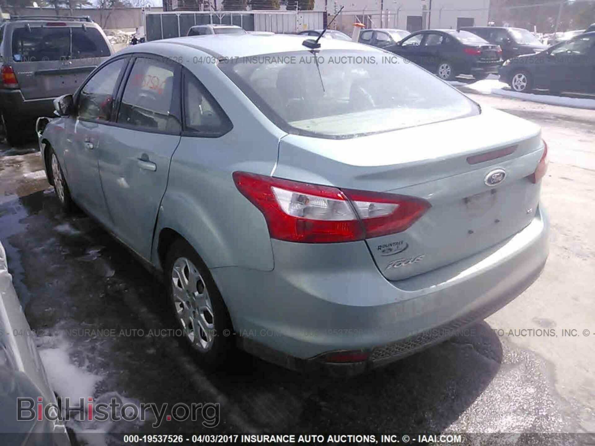 2012 Ford Focus - VIN: 1FAHP3F24CL351866 - Photo 3