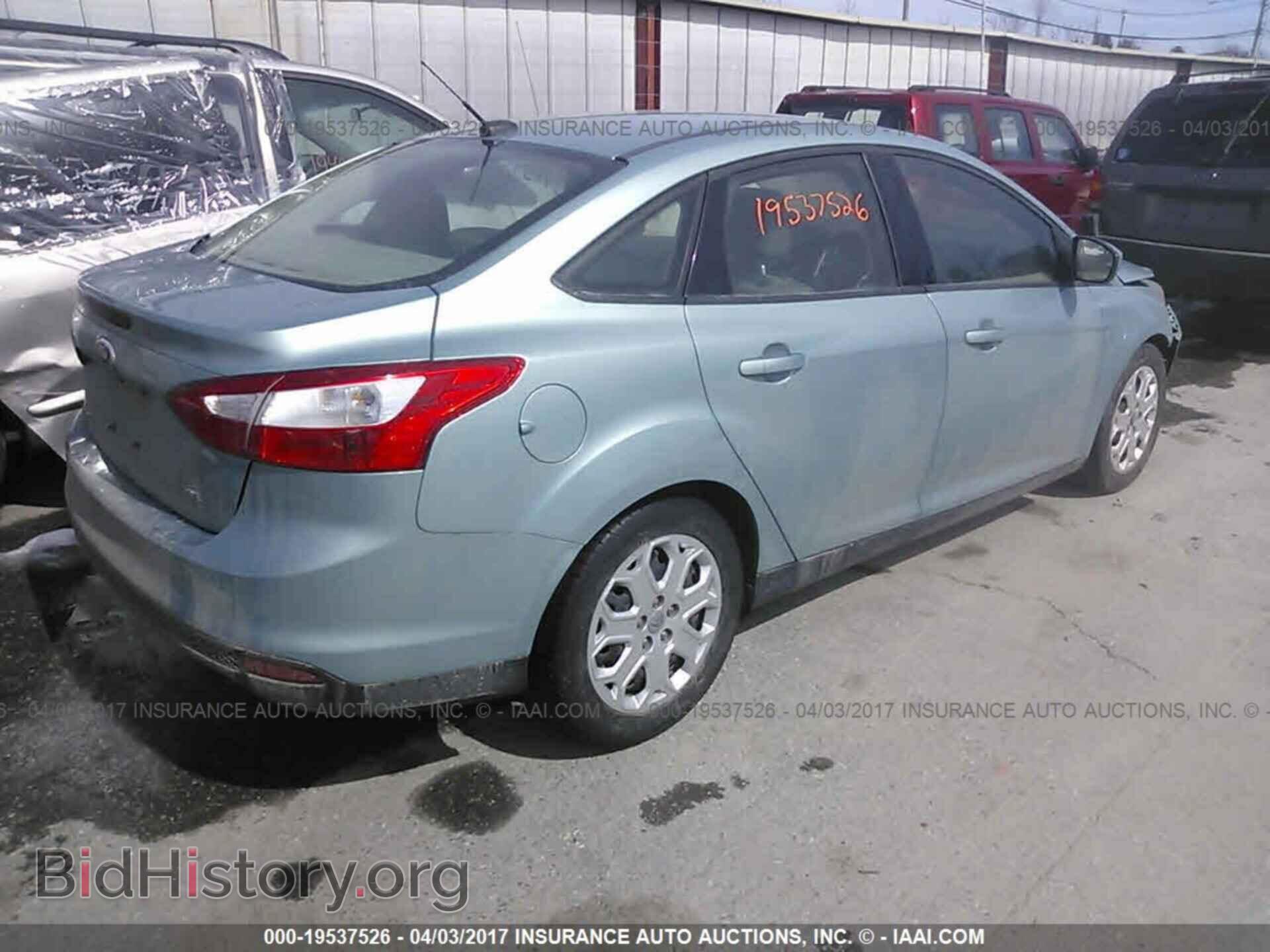 2012 Ford Focus - VIN: 1FAHP3F24CL351866 - Photo 4