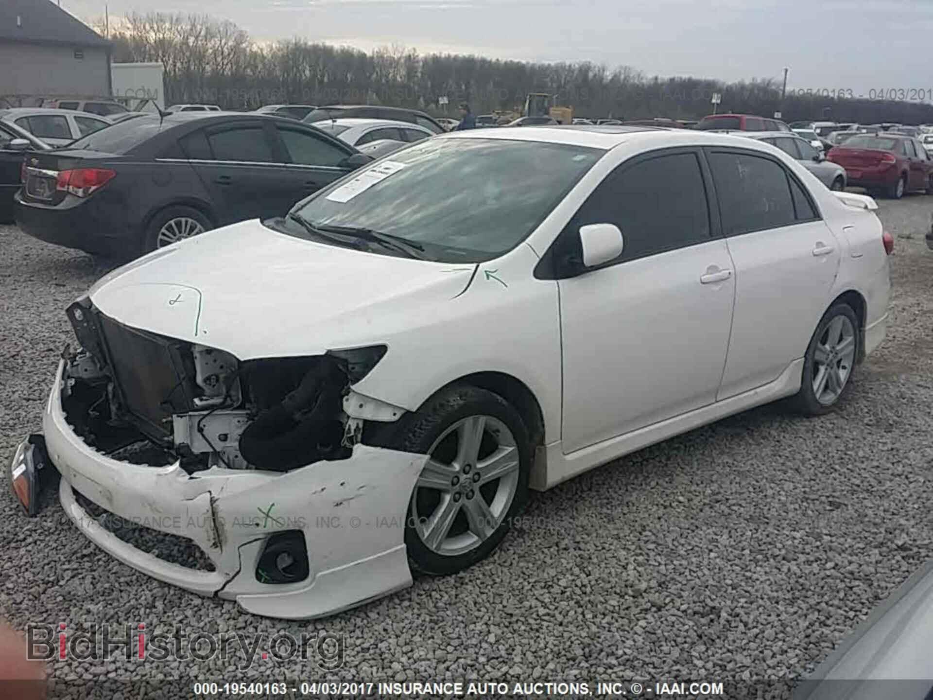 2013 Toyota Corolla - VIN: 2T1BU4EE2DC095732 - Фото 2