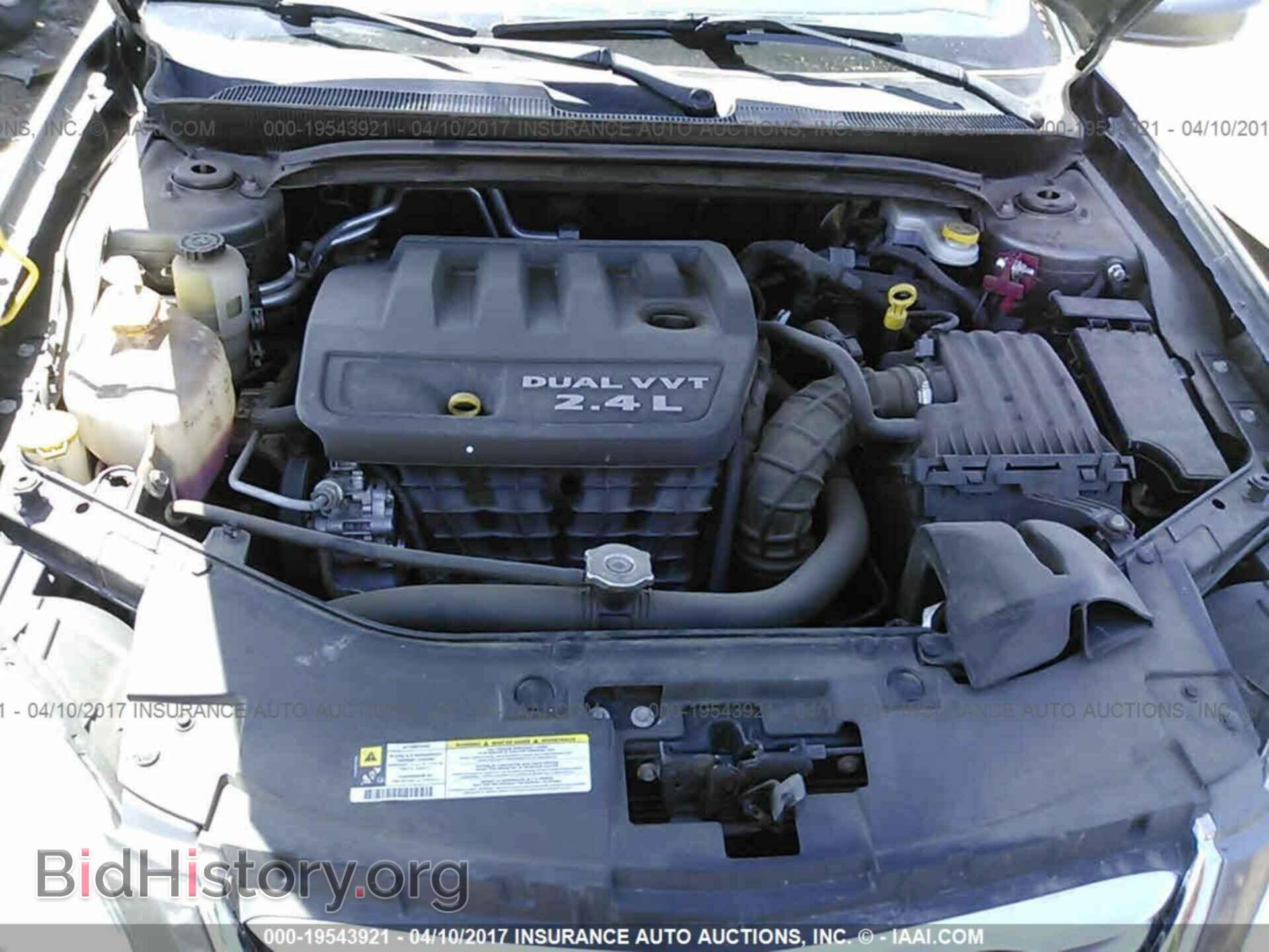 2013 Chrysler 200 - VIN: 1C3CCBAB6DN669452 - Photo 10