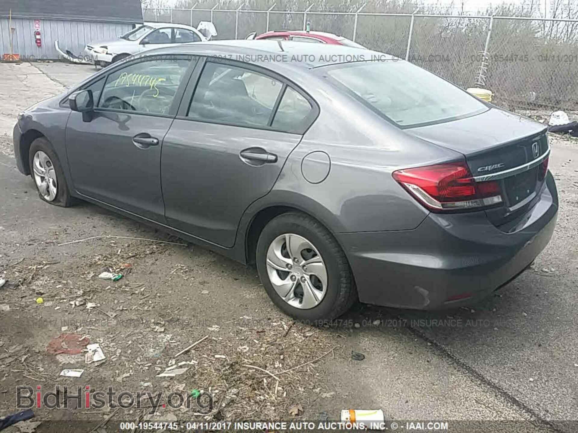 2014 Honda Civic - VIN: 19XFB2F53EE010331 - Фото 3