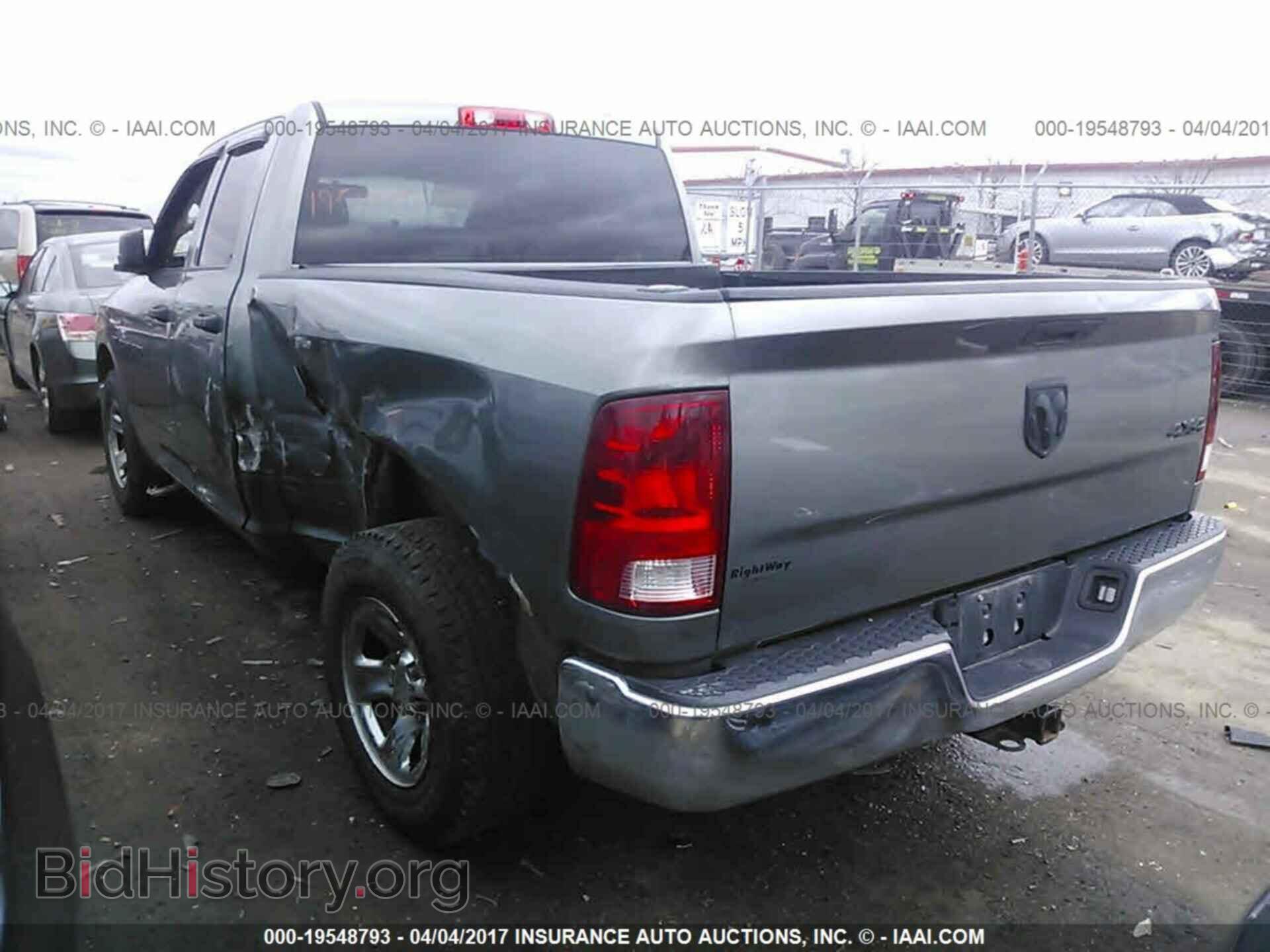2012 Dodge Ram 1500 - VIN: 1C6RD7FT0CS206201 - Фото 3