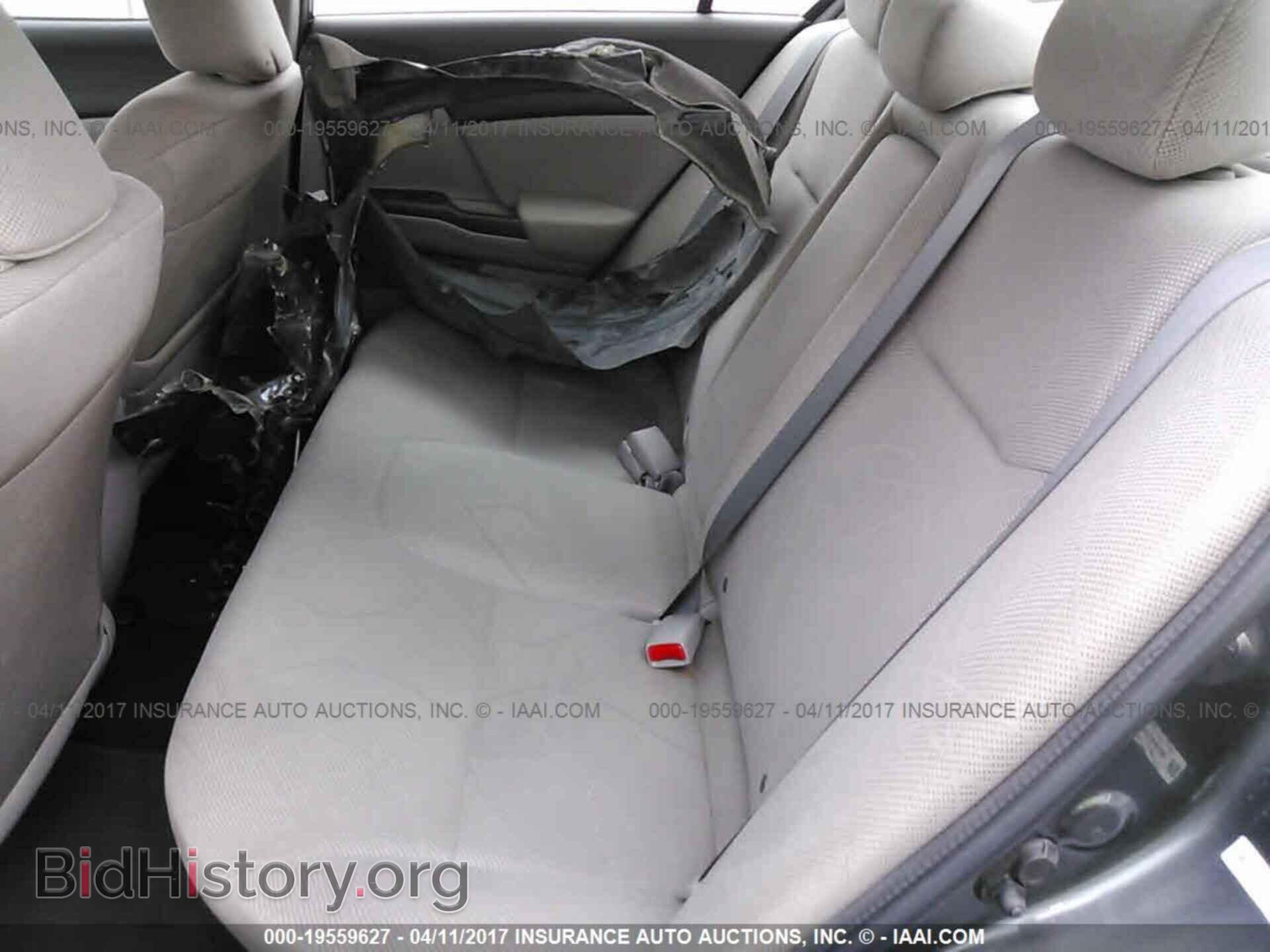 2012 Honda Civic - VIN: 19XFB2F80CE081266 - Photo 8