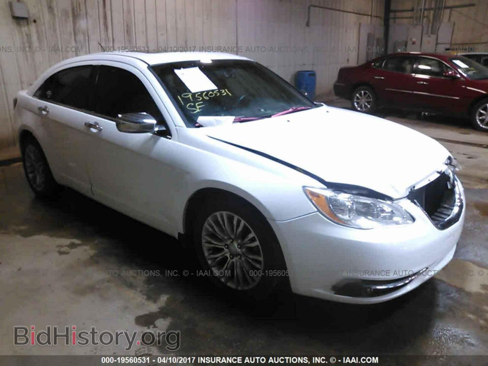 Фотография 1C3CCBCB0CN278020 - Chrysler 200 2012