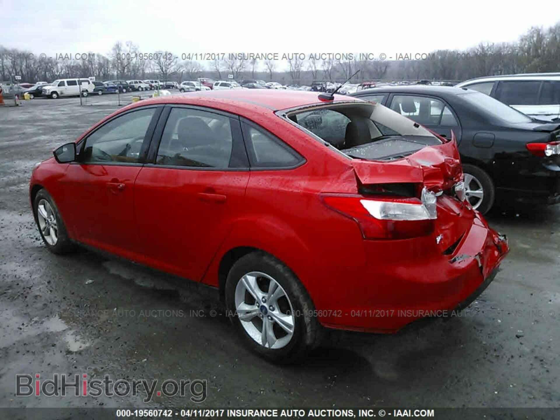 2013 Ford Focus - VIN: 1FADP3F25DL360852 - Фото 3