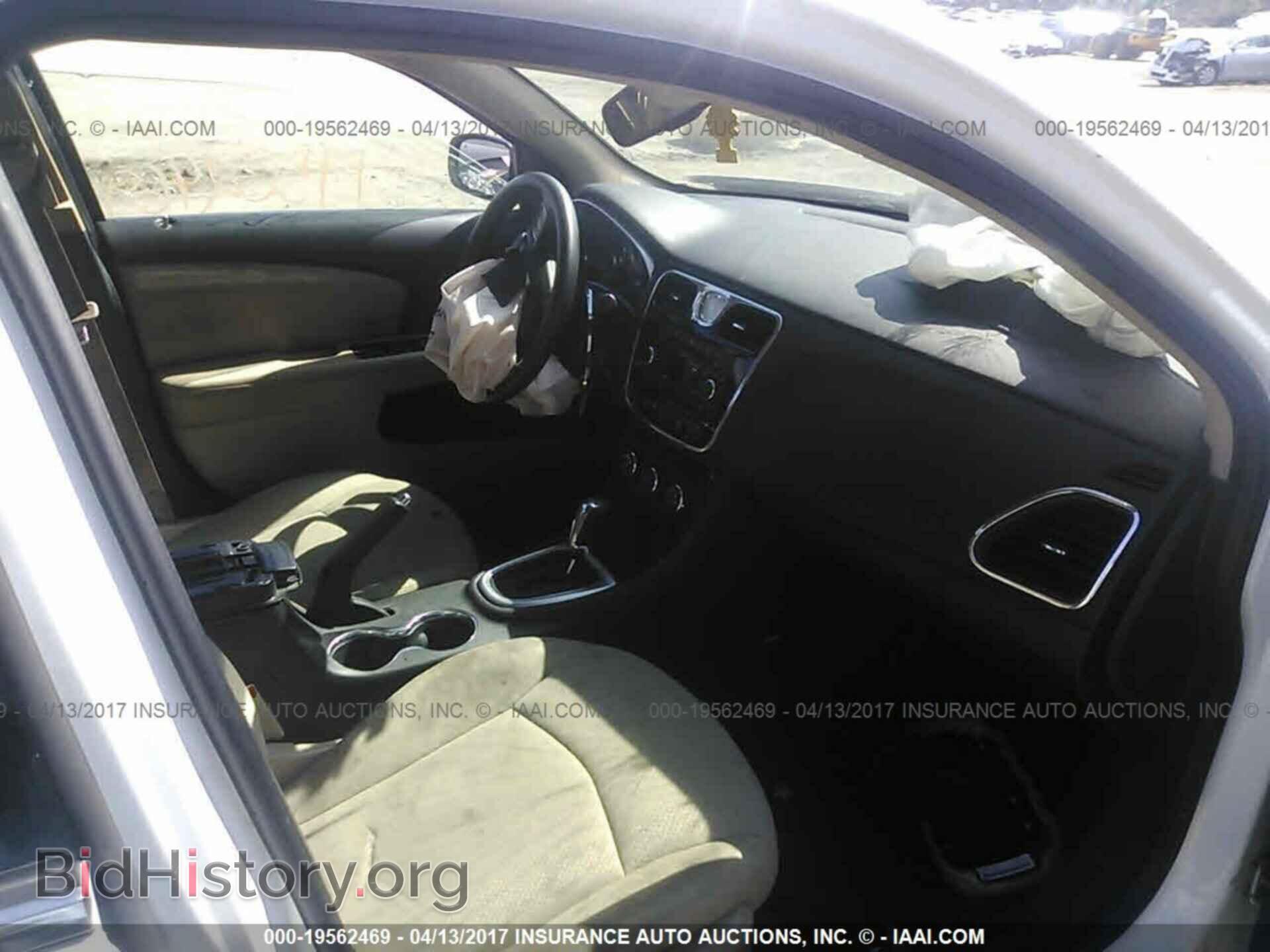 2011 Chrysler 200 - VIN: 1C3BC4FG0BN547405 - Фото 5