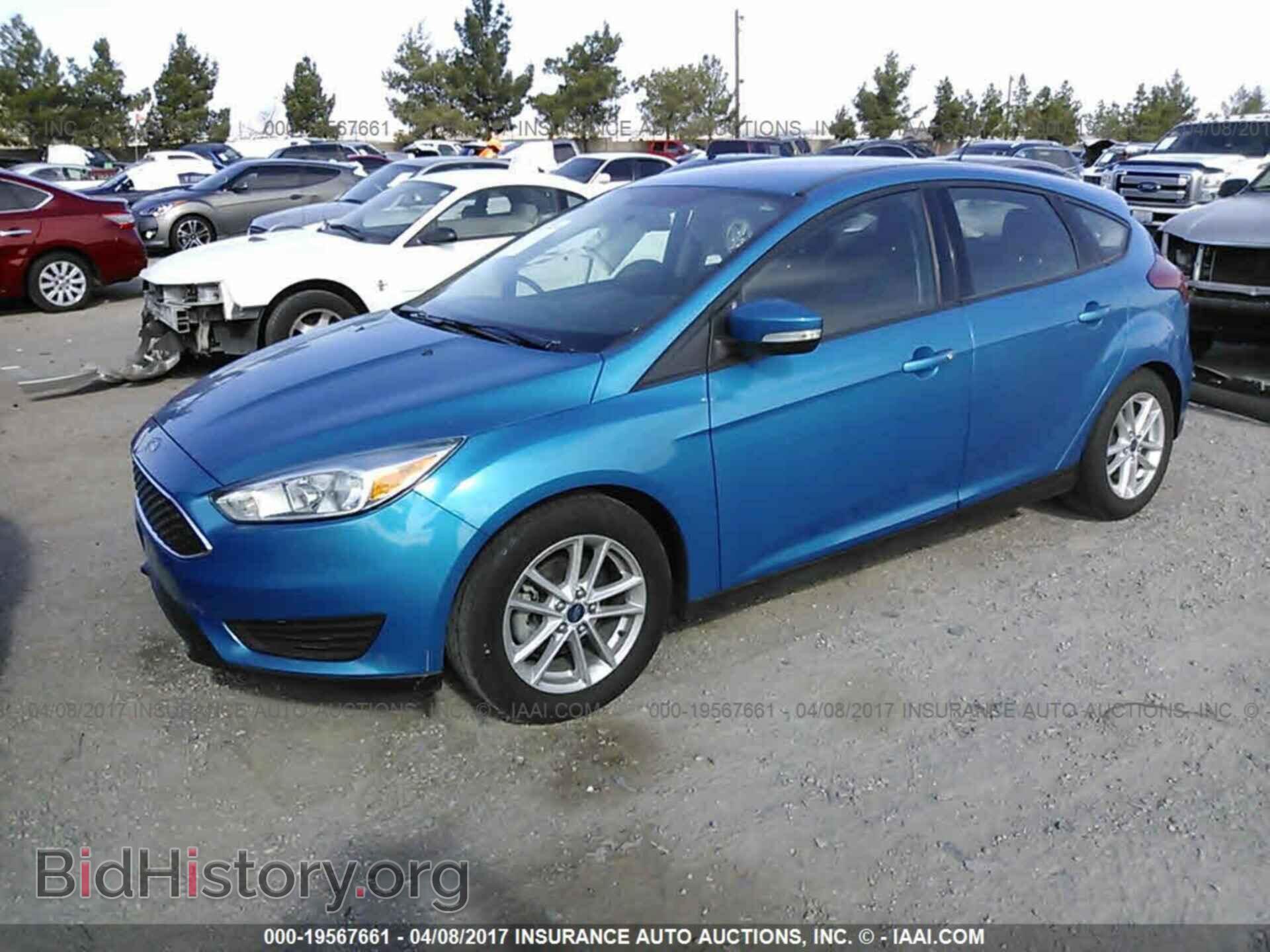 2015 Ford Focus - VIN: 1FADP3K23FL288784 - Photo 2