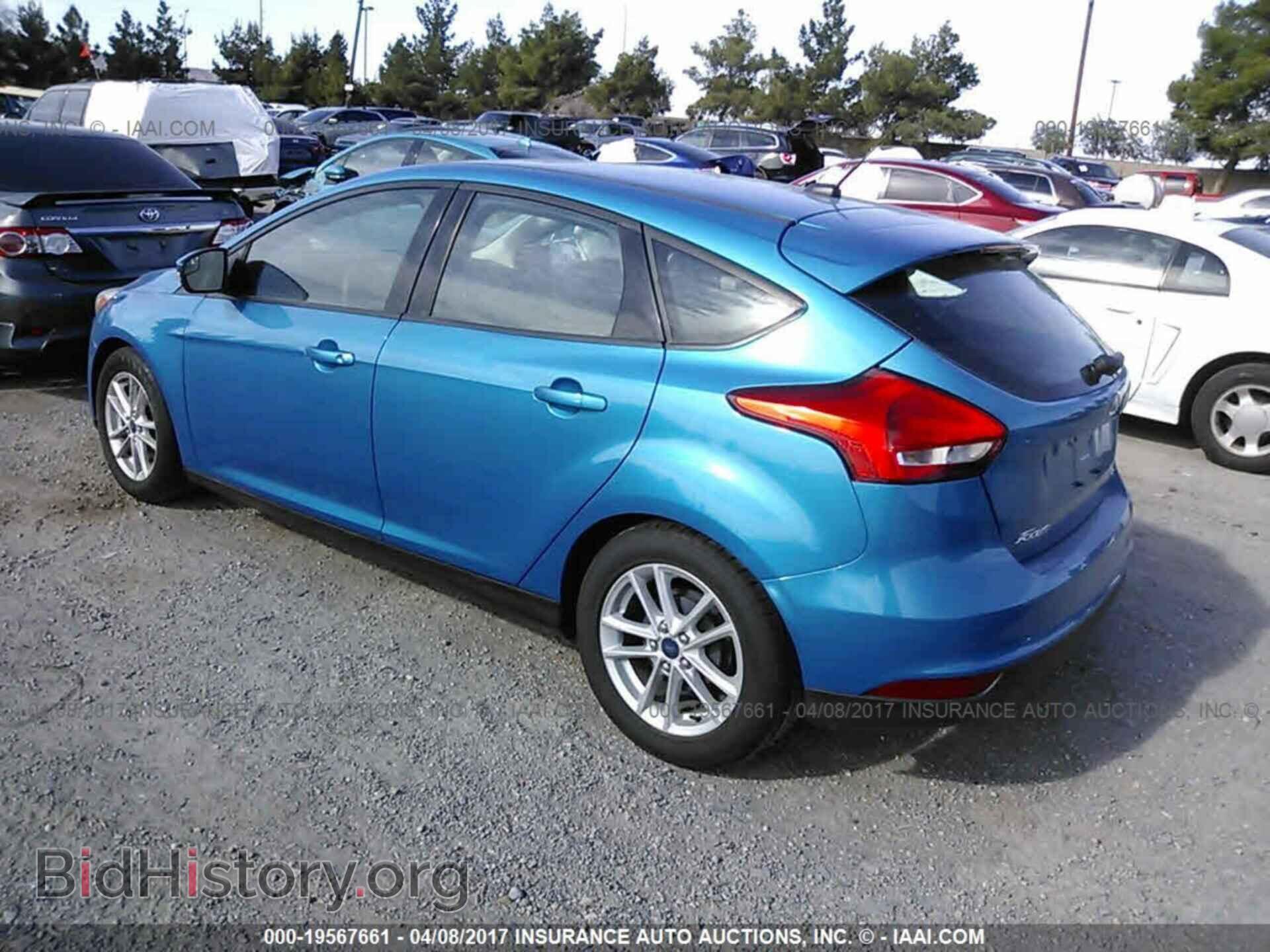 2015 Ford Focus - VIN: 1FADP3K23FL288784 - Photo 3