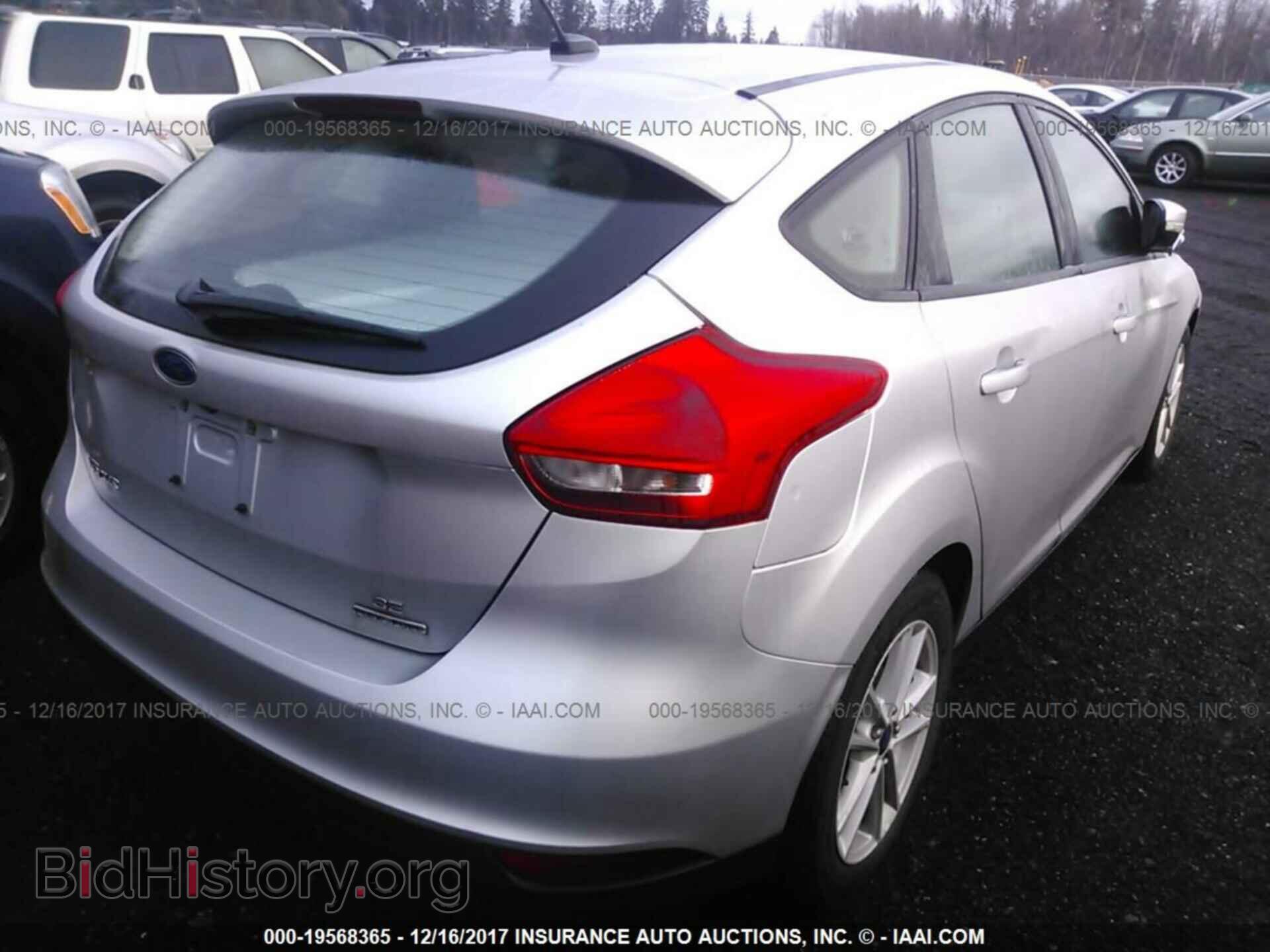 2015 Ford Focus - VIN: 1FADP3K25FL224312 - Photo 4