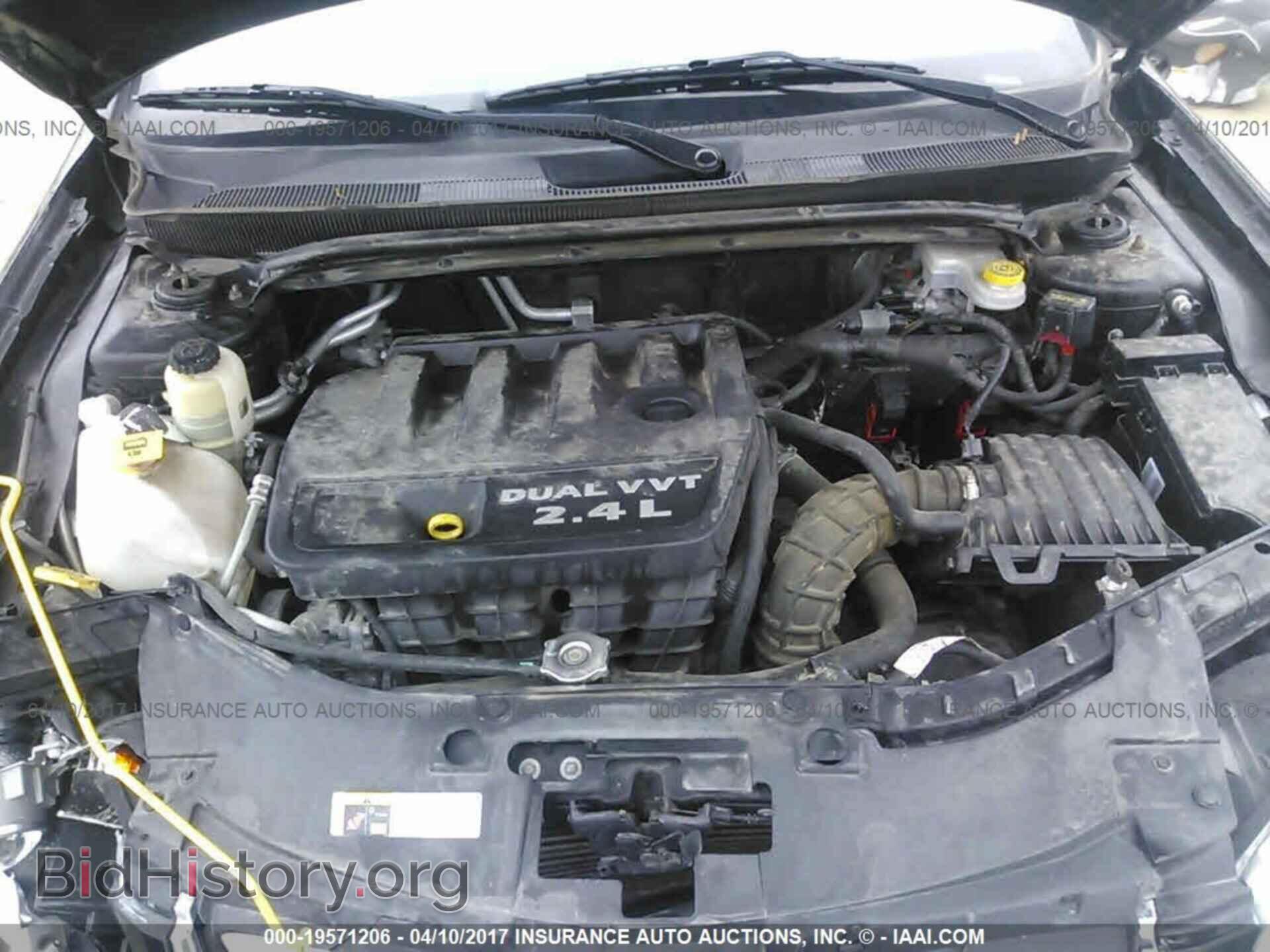 2013 Chrysler 200 - VIN: 1C3CCBBBXDN763476 - Photo 10
