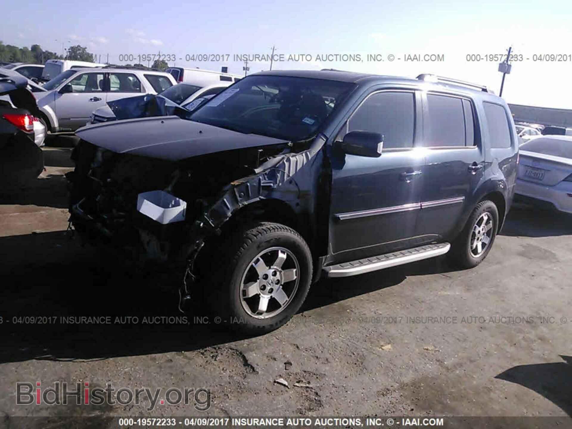 2011 Honda Pilot - VIN: 5FNYF3H98BB045259 - Фото 2