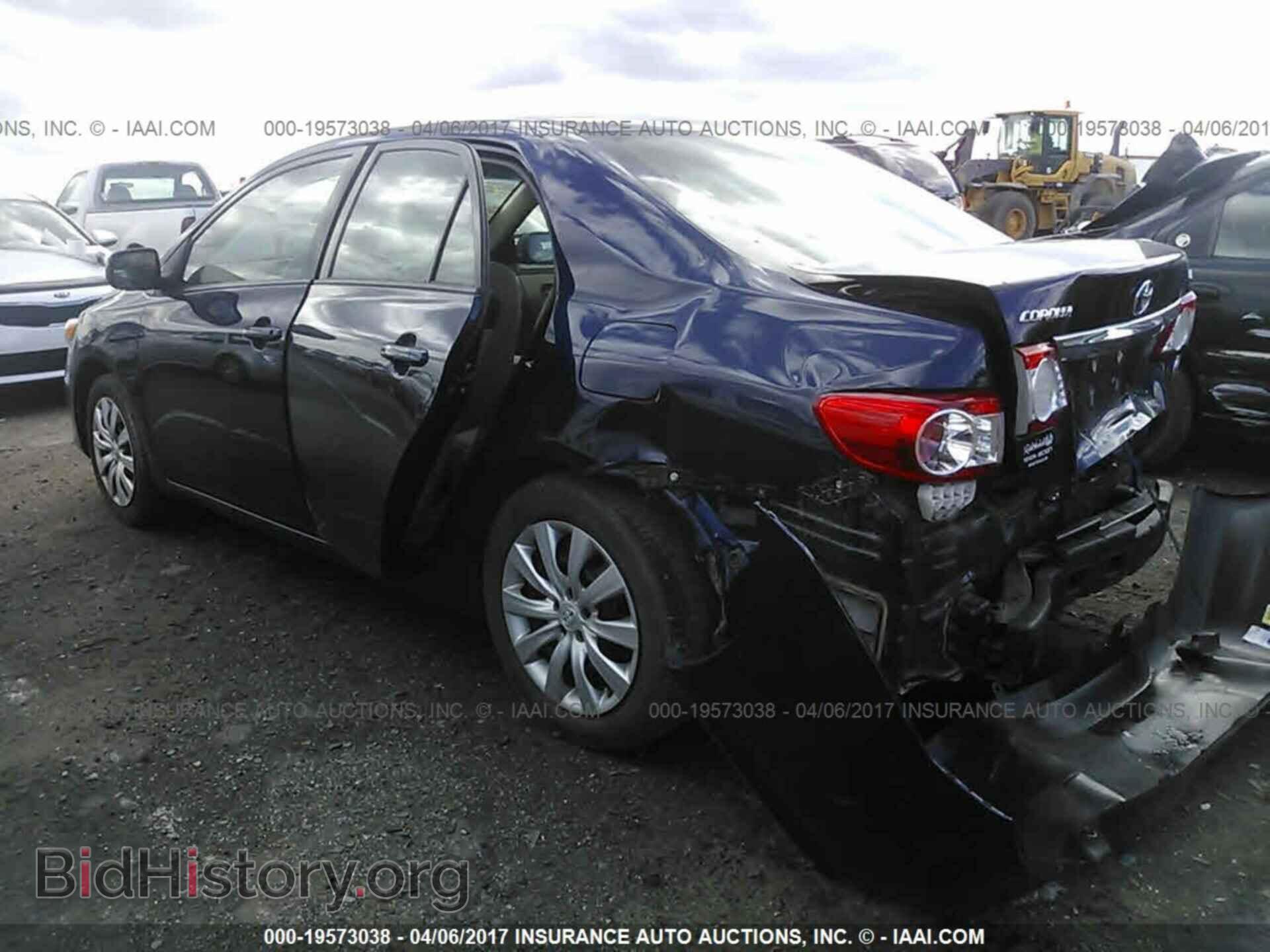 2012 Toyota Corolla - VIN: 2T1BU4EE4CC885032 - Фото 3