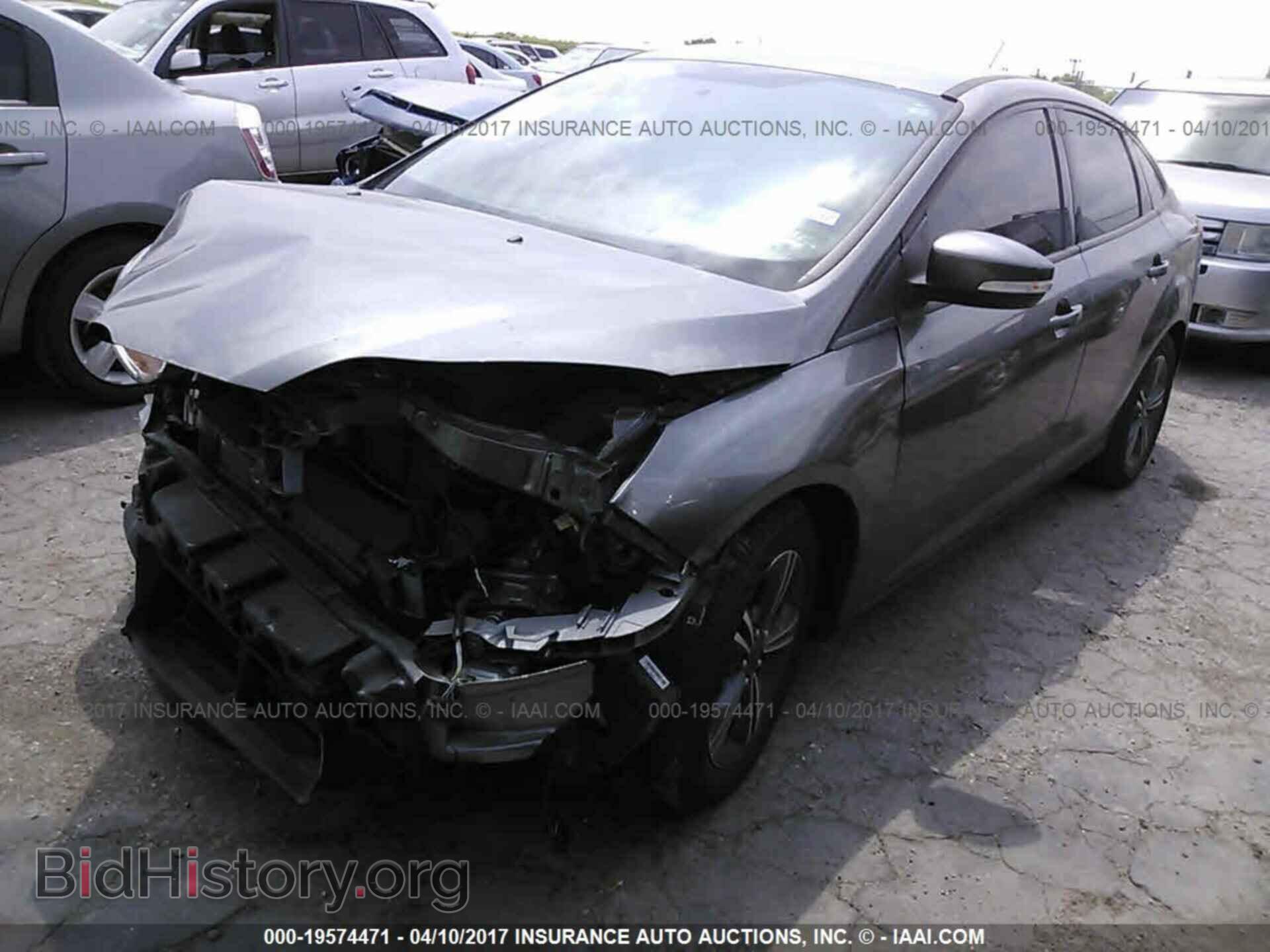 2014 Ford Focus - VIN: 1FADP3F2XEL348603 - Фото 2