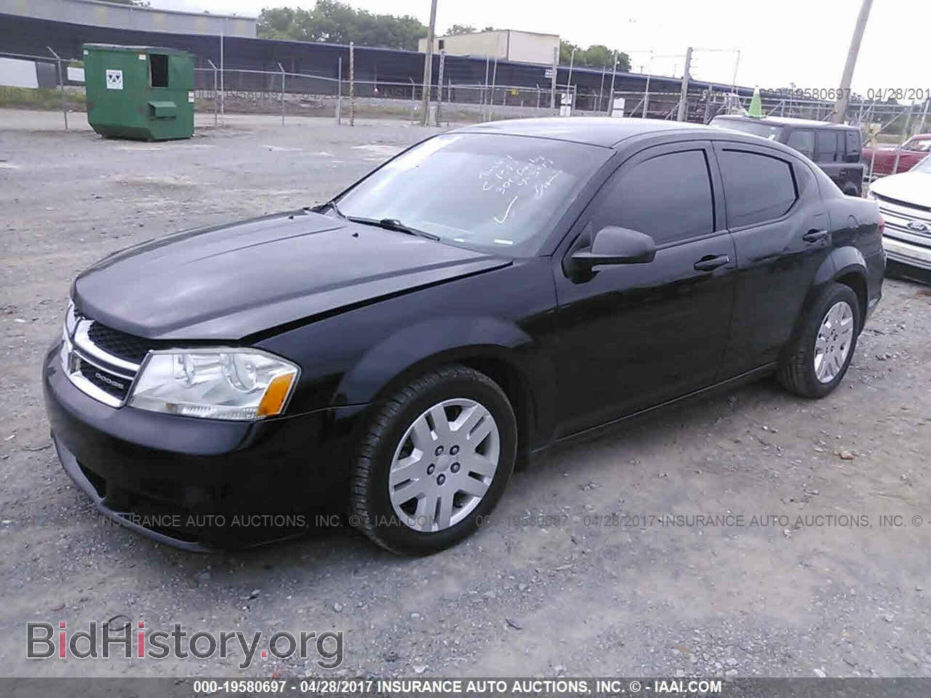 2011 Dodge Avenger - VIN: 1B3BD4FB6BN578284 - Фото 2