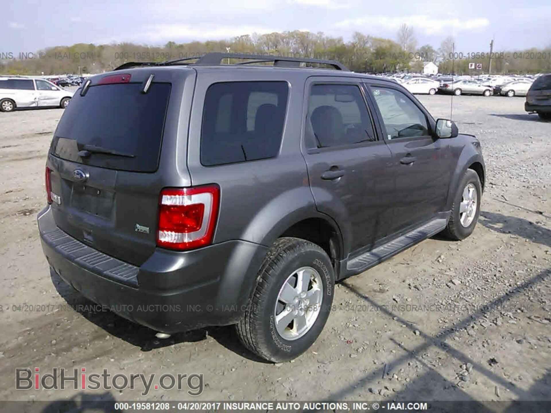 2011 FORD ESCAPE - VIN: 1FMCU9DG3BKB10489 - Фото 4