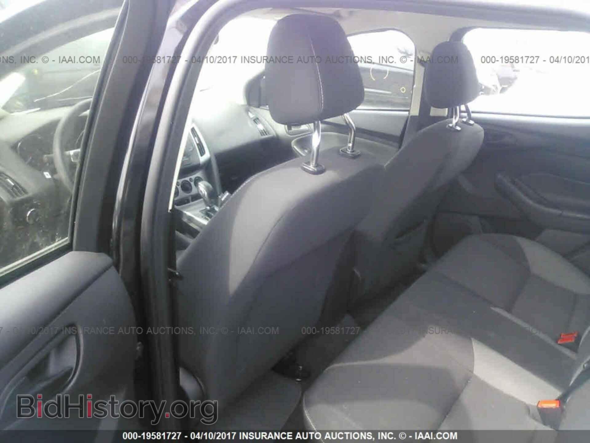 2012 Ford Focus - VIN: 1FAHP3F20CL132502 - Фото 8