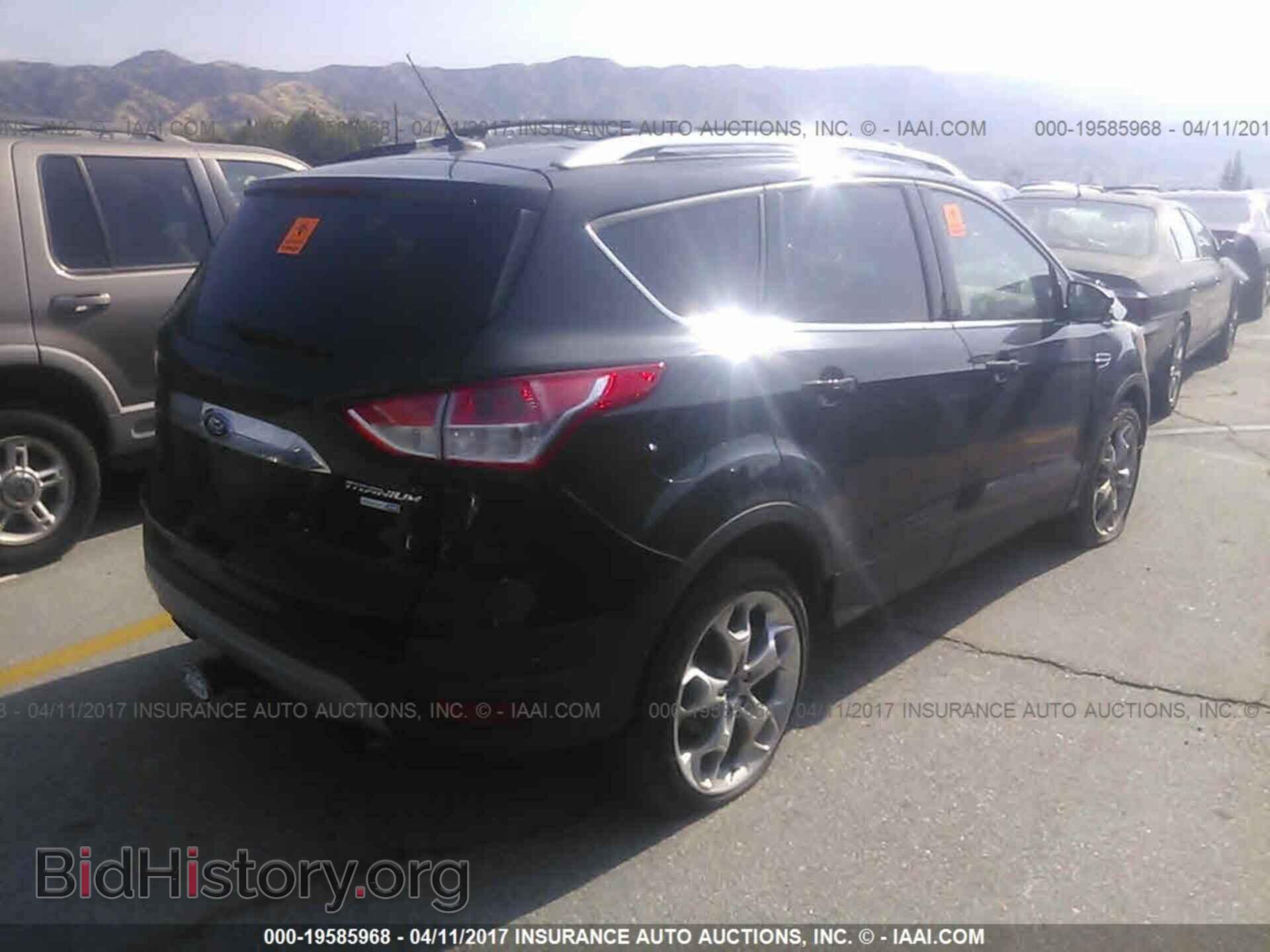 2014 Ford Escape - VIN: 1FMCU9J93EUA70896 - Фото 4