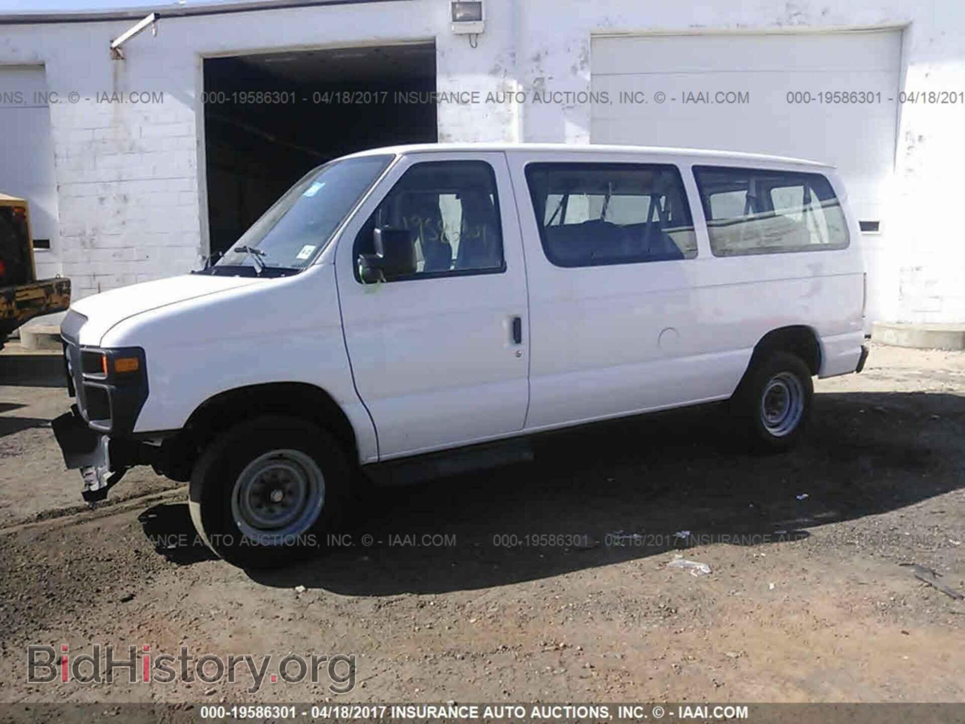 2012 Ford Econoline - VIN: 1FBNE3BL6CDA92068 - Photo 2