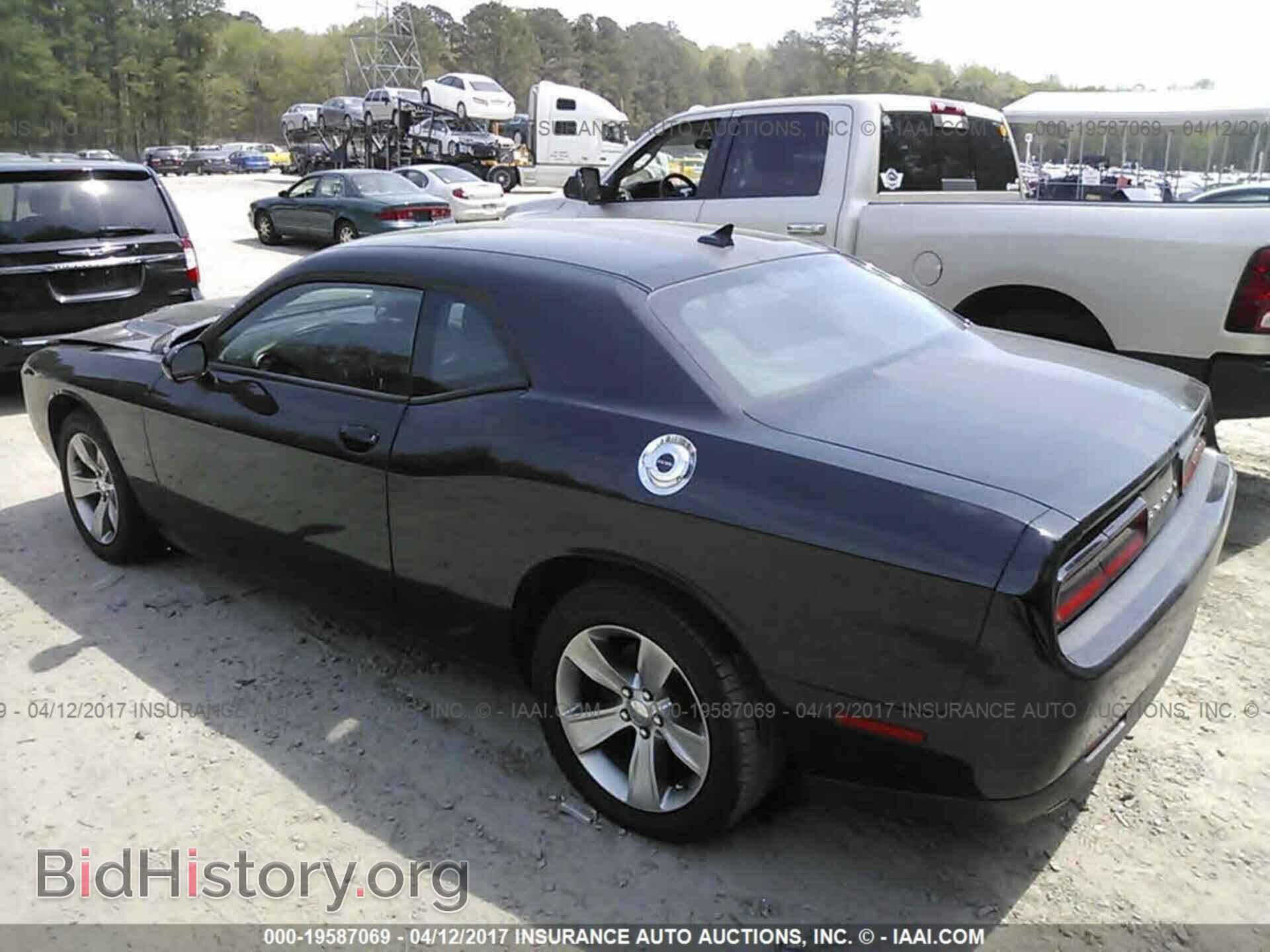 2015 Dodge Challenger - VIN: 2C3CDZAGXFH774556 - Фото 3