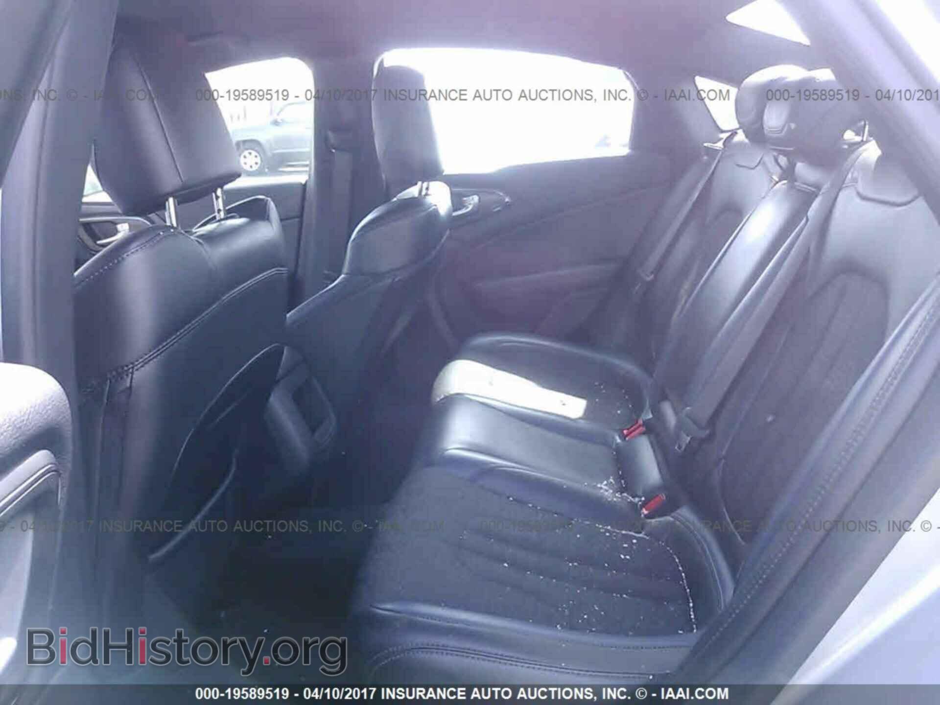 2015 Chrysler 200 - VIN: 1C3CCCBB1FN729824 - Photo 8
