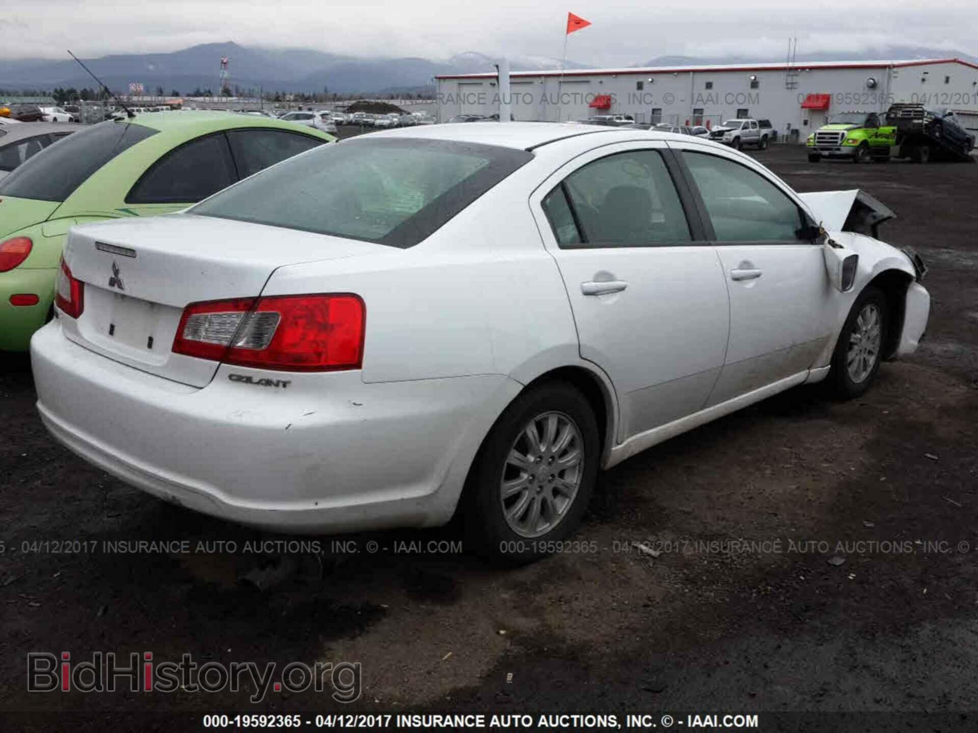2011 Mitsubishi Galant - VIN: 4A32B2FF1BE023106 - Фото 4